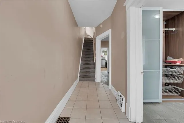 Additional image 33 of 738 King St