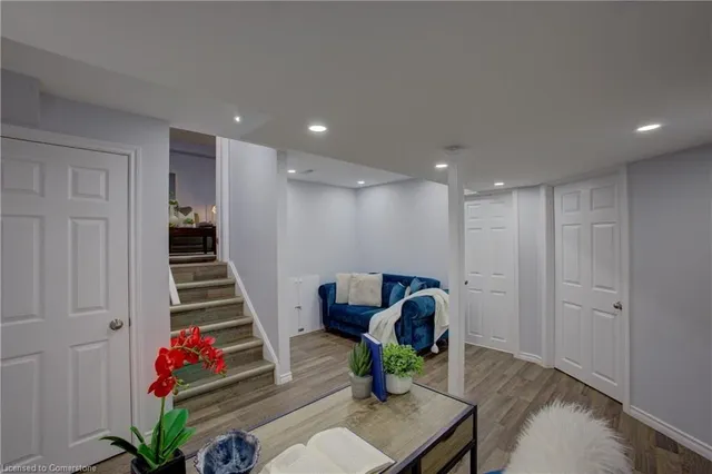 Additional property image - 365 Parkvale Dr