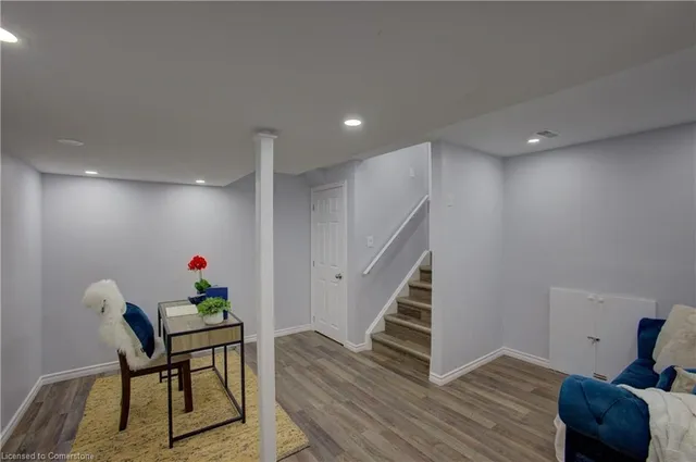 Additional property image - 365 Parkvale Dr