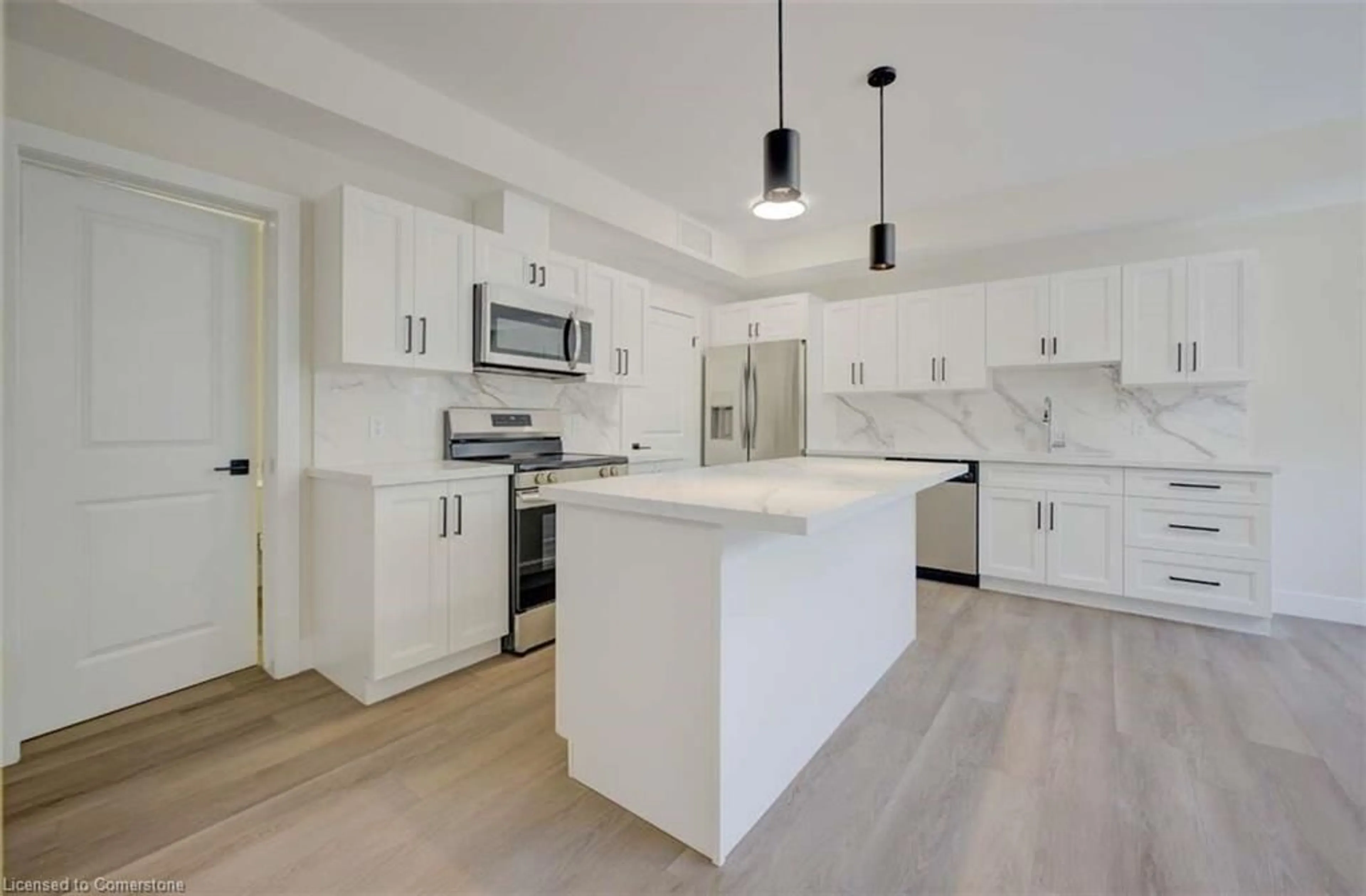 Open concept kitchen, unknown for 17 Peter St #1, Kitchener Ontario N2G 3J5