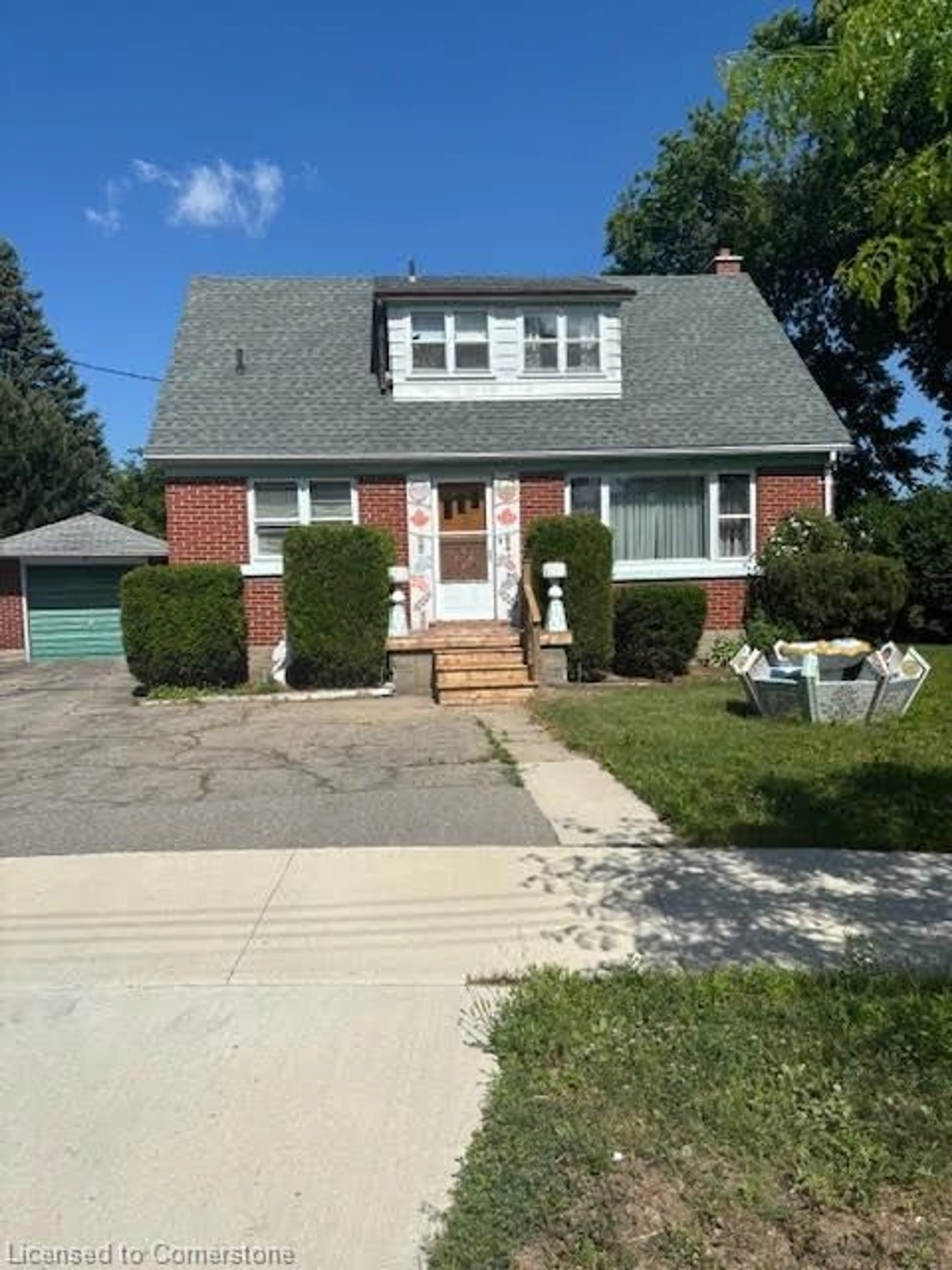 Home with vinyl exterior material, street for 48 Englewood Pl, Kitchener Ontario N2H 4S6