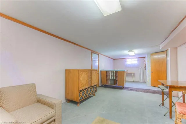 Additional image 8 of 48 Englewood Pl