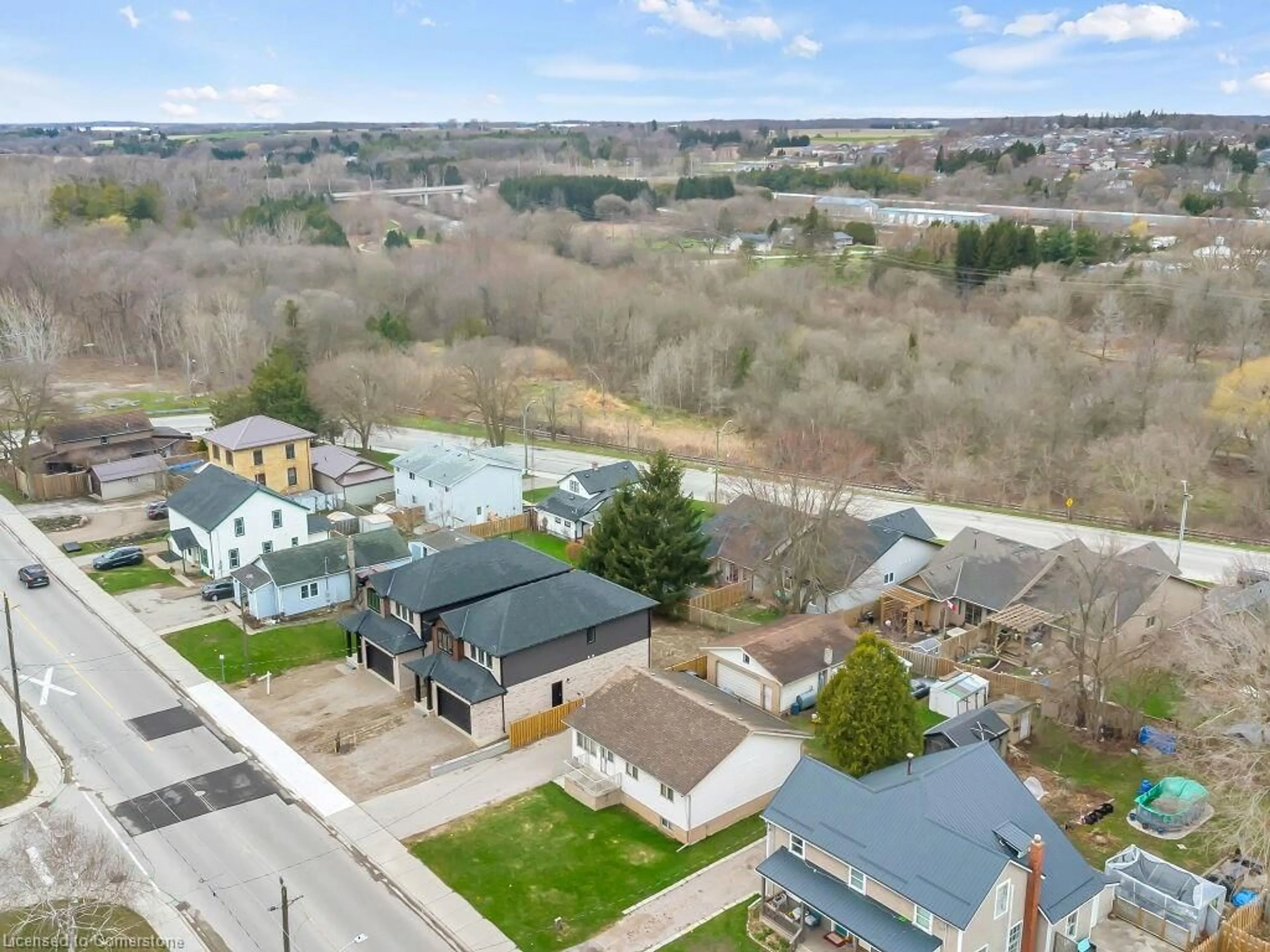 A pic from outside/outdoor area/front of a property/back of a property/a pic from drone, street for 256 King St, Ingersoll Ontario N5C 2K7
