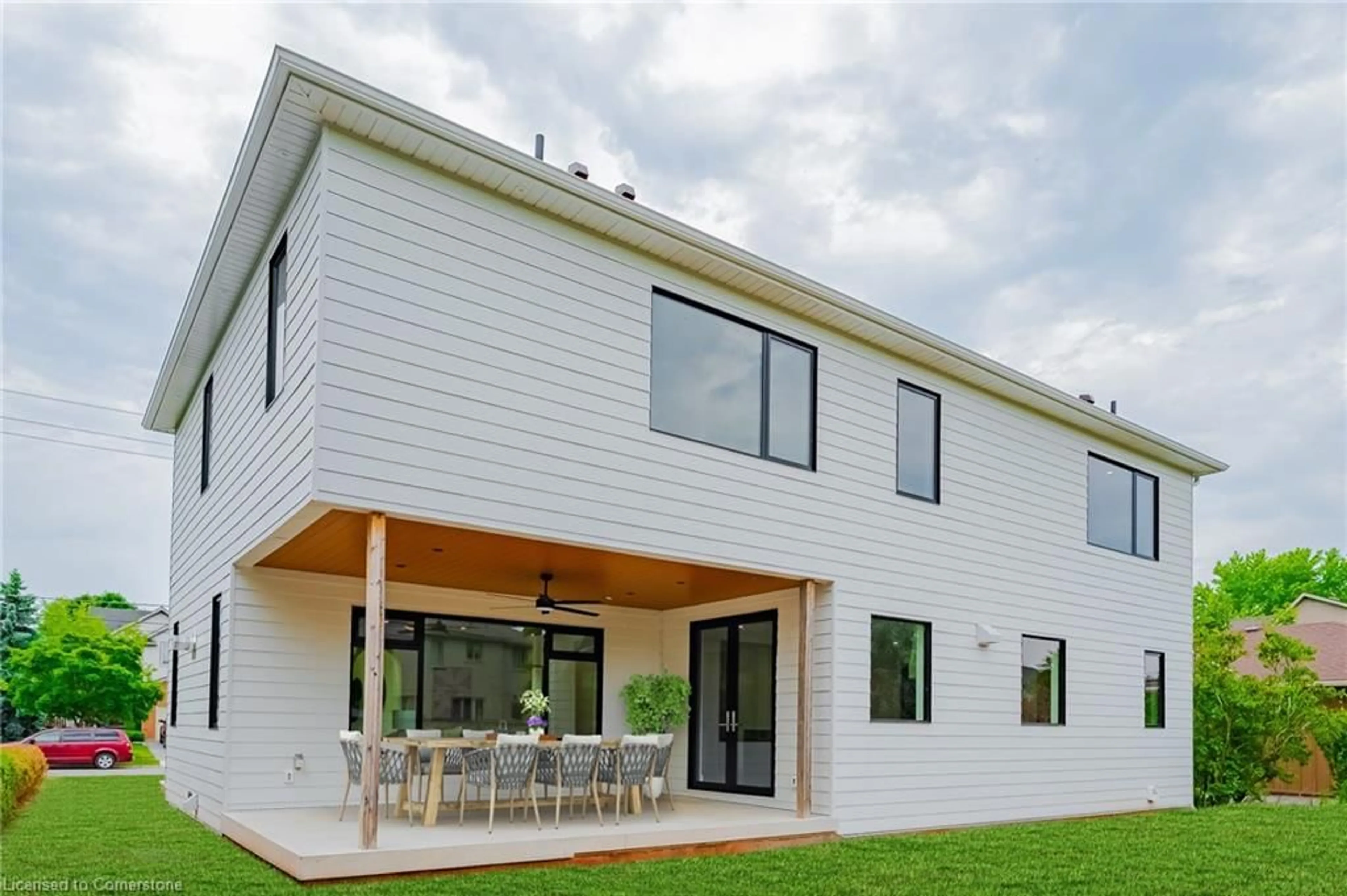 Home with vinyl exterior material, building for 504 Winona Rd, Winona Ontario L8E 5E5