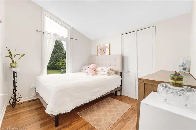 Additional property image - 627 Millgrove Sideroad
