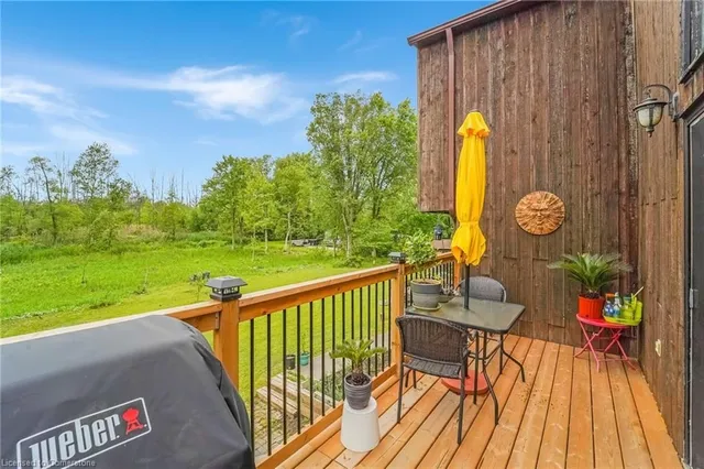 Additional property image - 627 Millgrove Sideroad