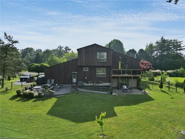 Additional property image - 627 Millgrove Sideroad