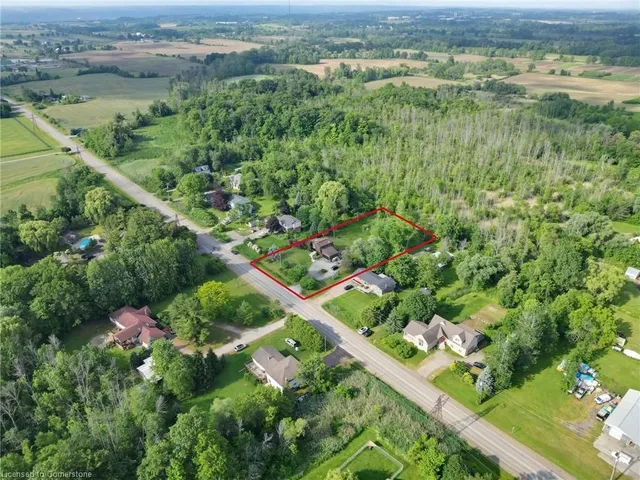 Additional property image - 627 Millgrove Sideroad