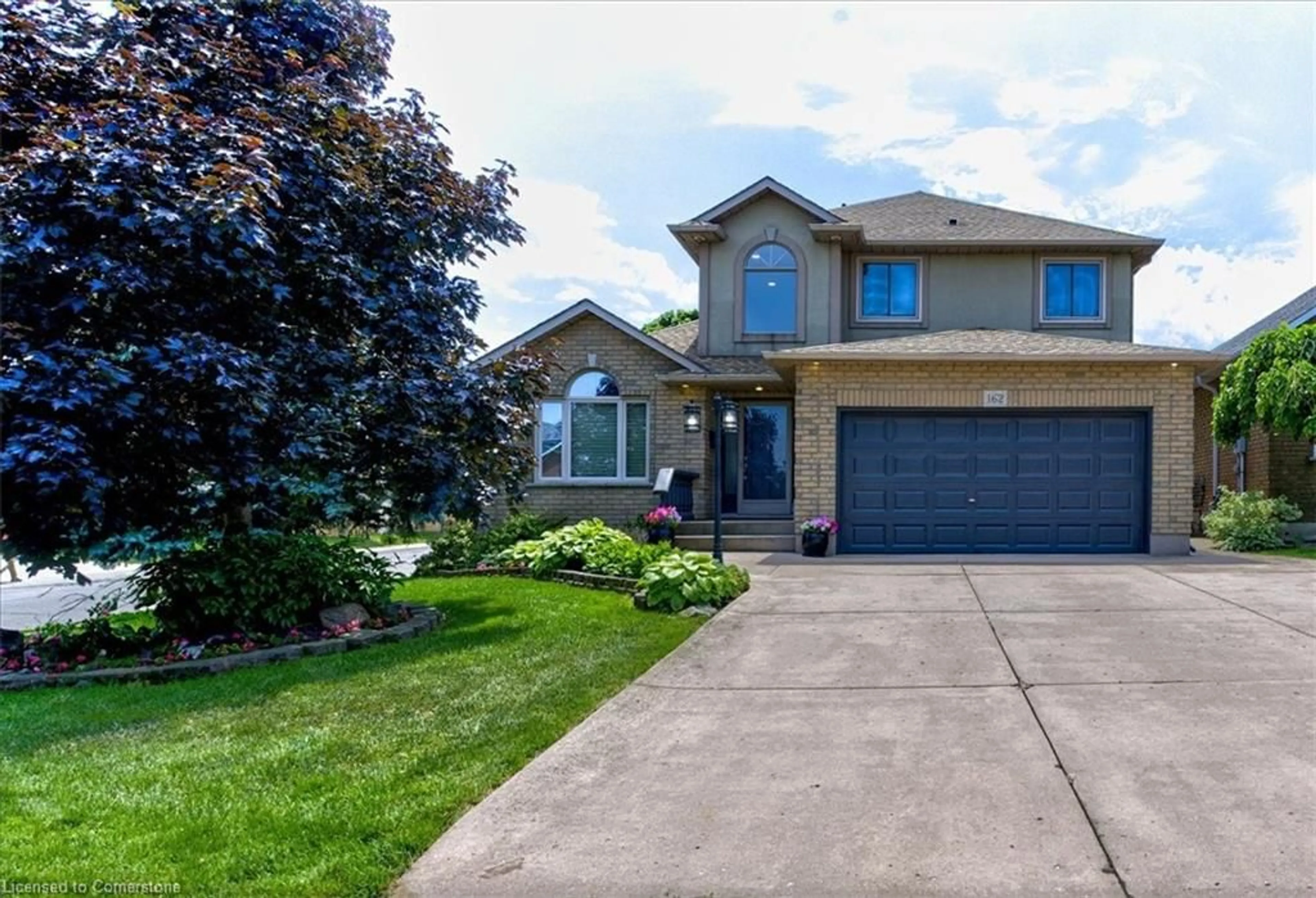 Home with brick exterior material, street for 162 Locheed Dr, Hamilton Ontario L8T 4Z7