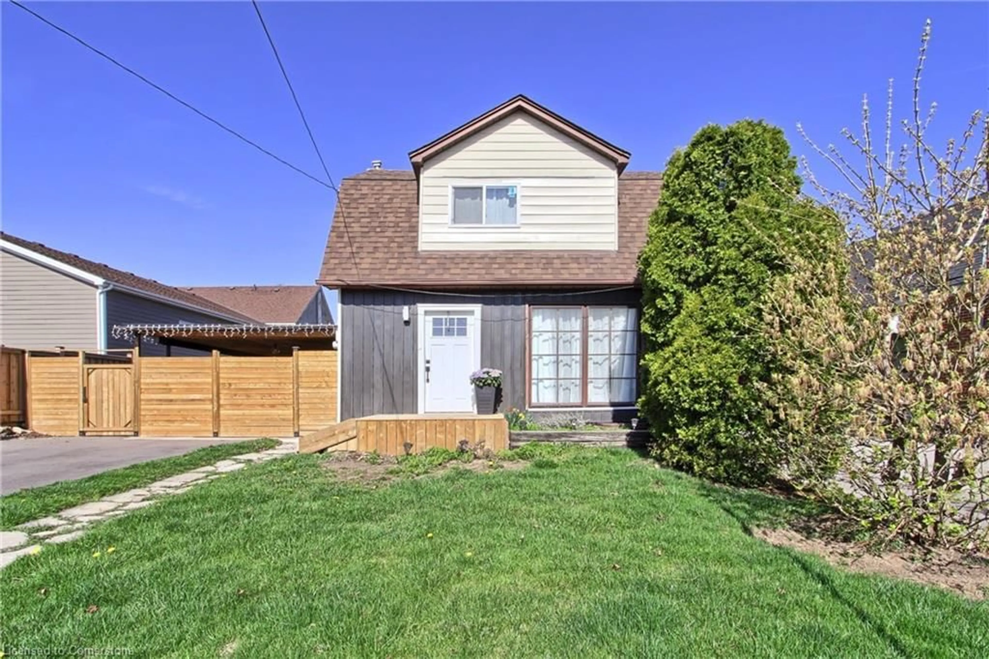 Unknown for 174 East 31st St, Hamilton Ontario L8V 3P5