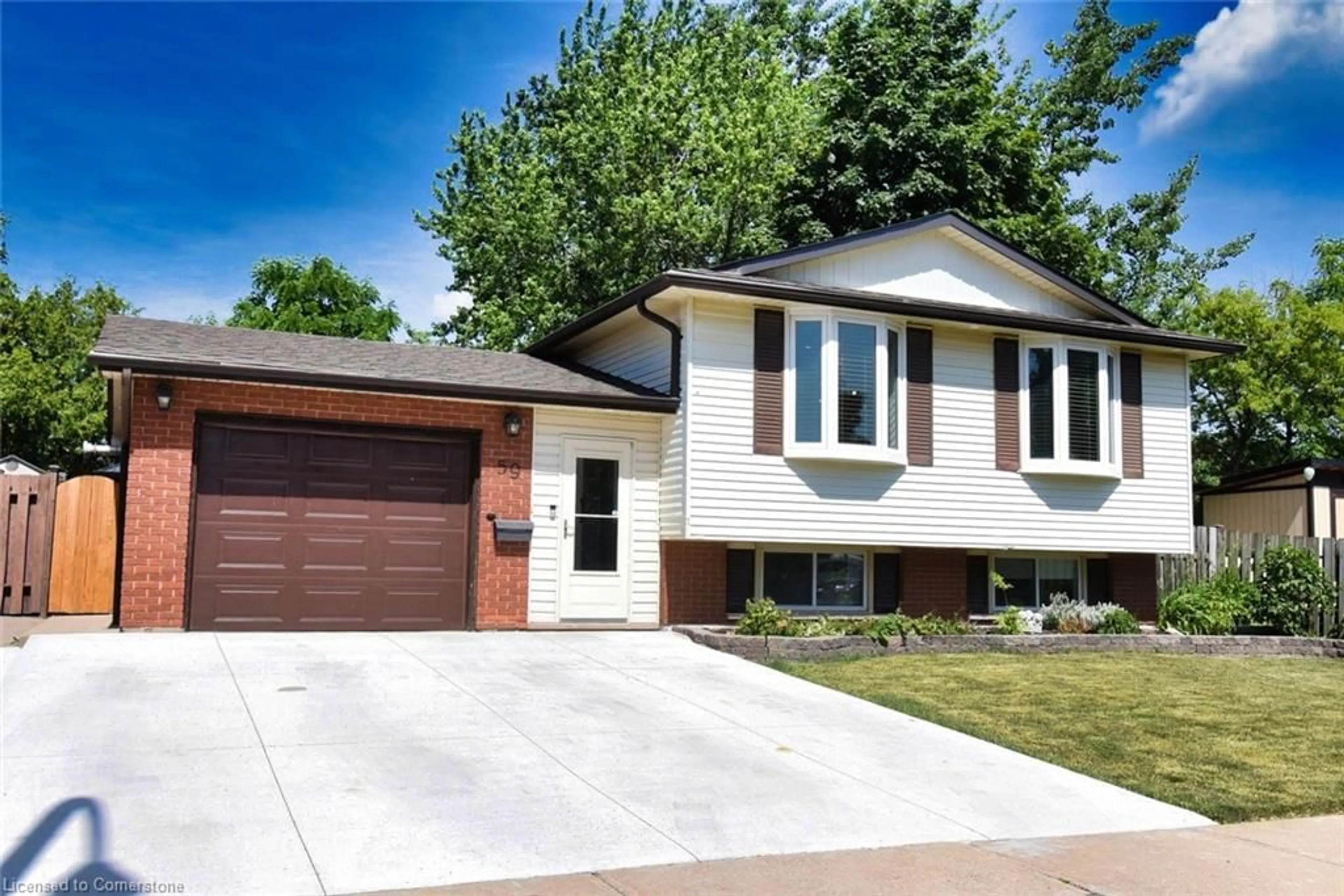 Home with brick exterior material, street for 59 Yorkdale Cres, Hamilton Ontario L8J 1E4