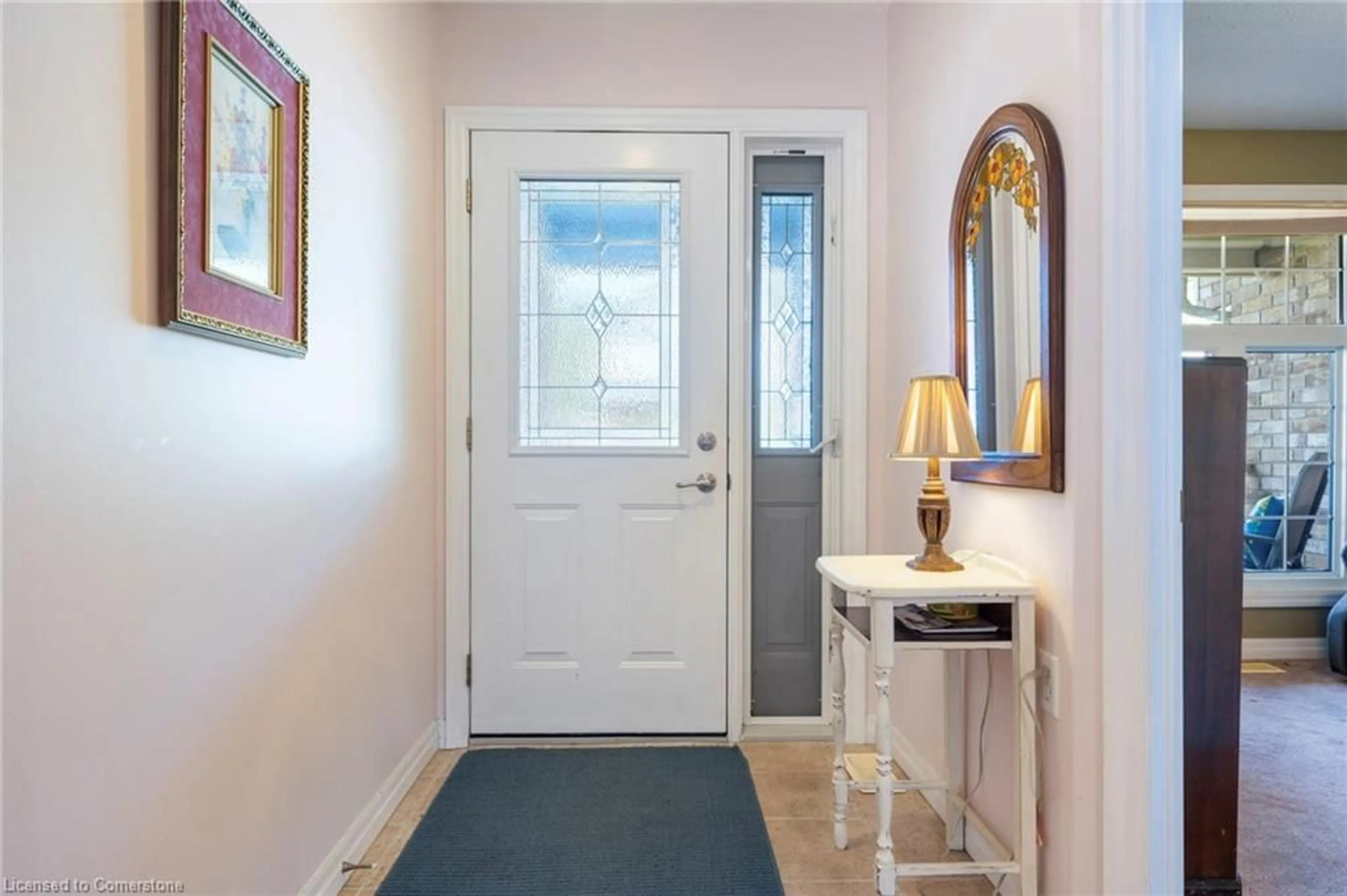 Indoor entryway for 81 Elmhurst Ave #5, Simcoe Ontario N3Y 3G1