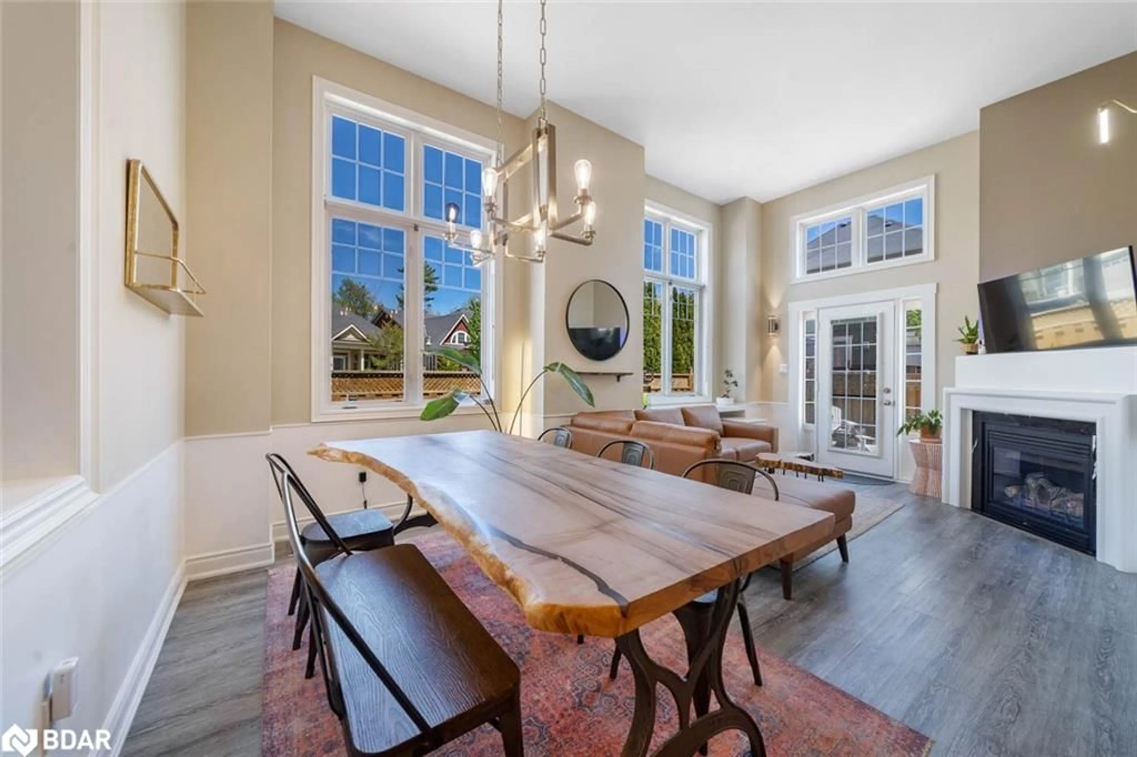 Dining room, unknown for 300 Stonebridge Boulevard, Wasaga Beach Ontario L9Z 0E7