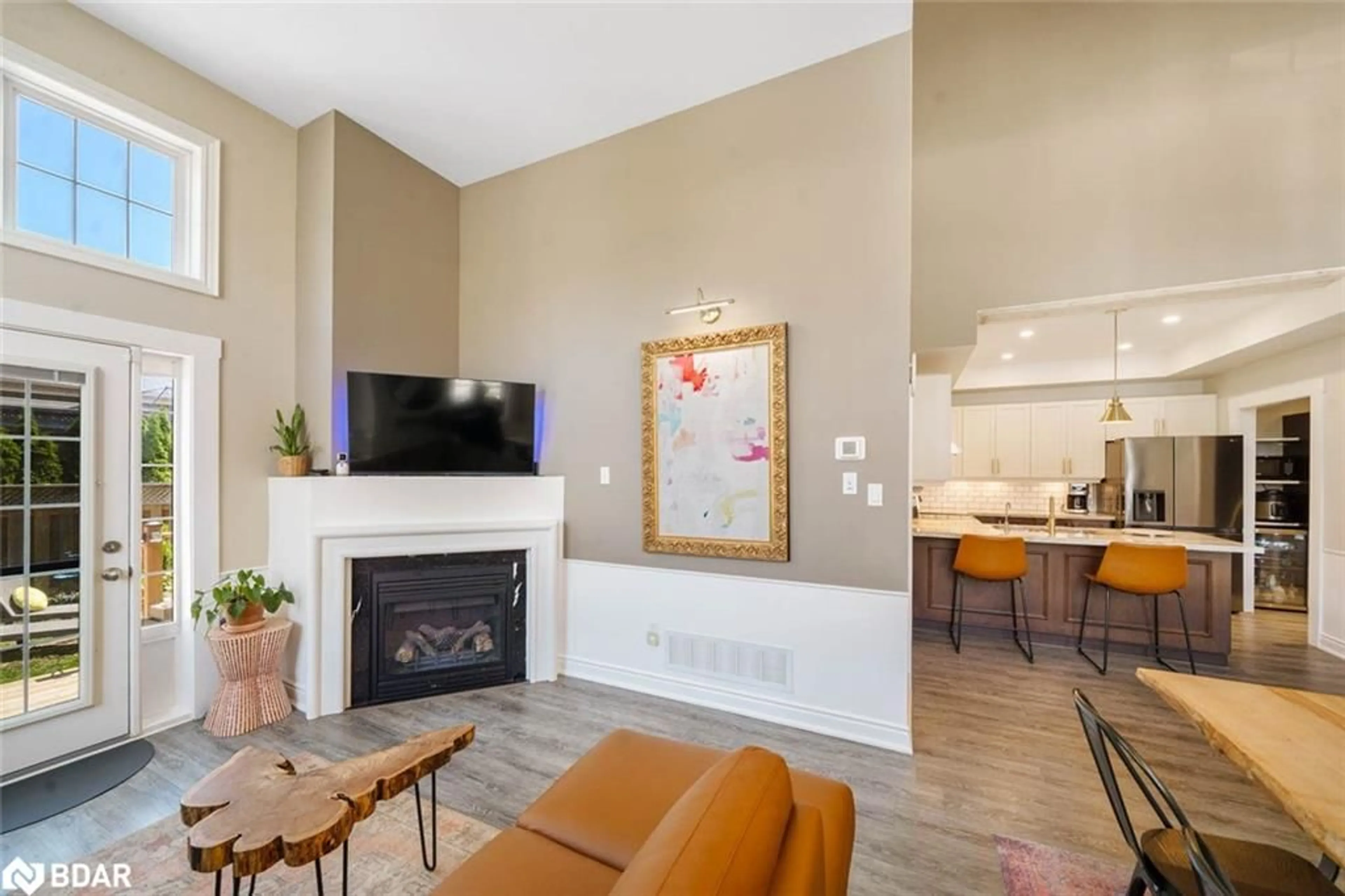 Living room with furniture, unknown for 300 Stonebridge Boulevard, Wasaga Beach Ontario L9Z 0E7