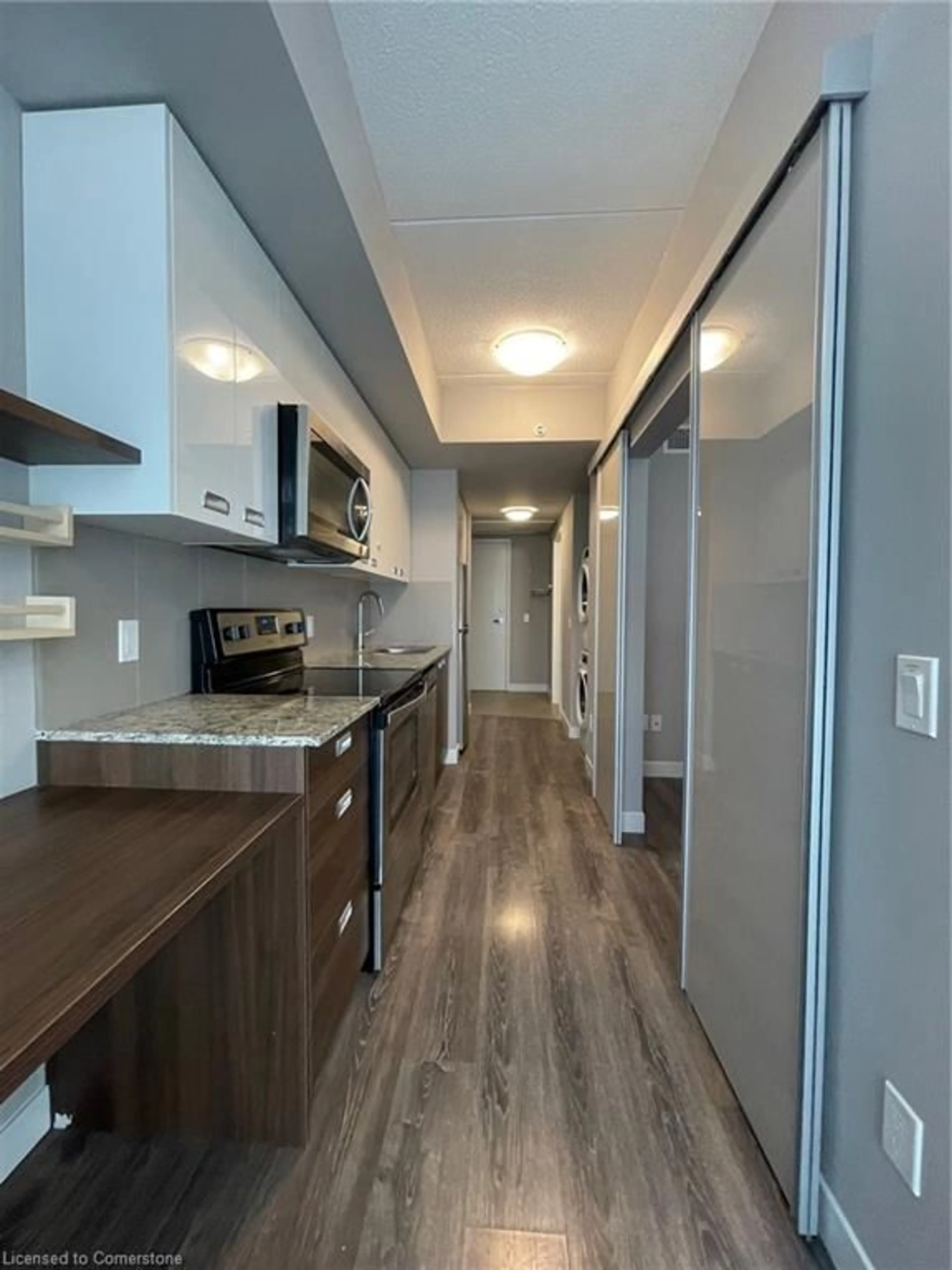 Standard kitchen, wood/laminate floor for 308 Hickory St #531, Waterloo Ontario N2L 3W6