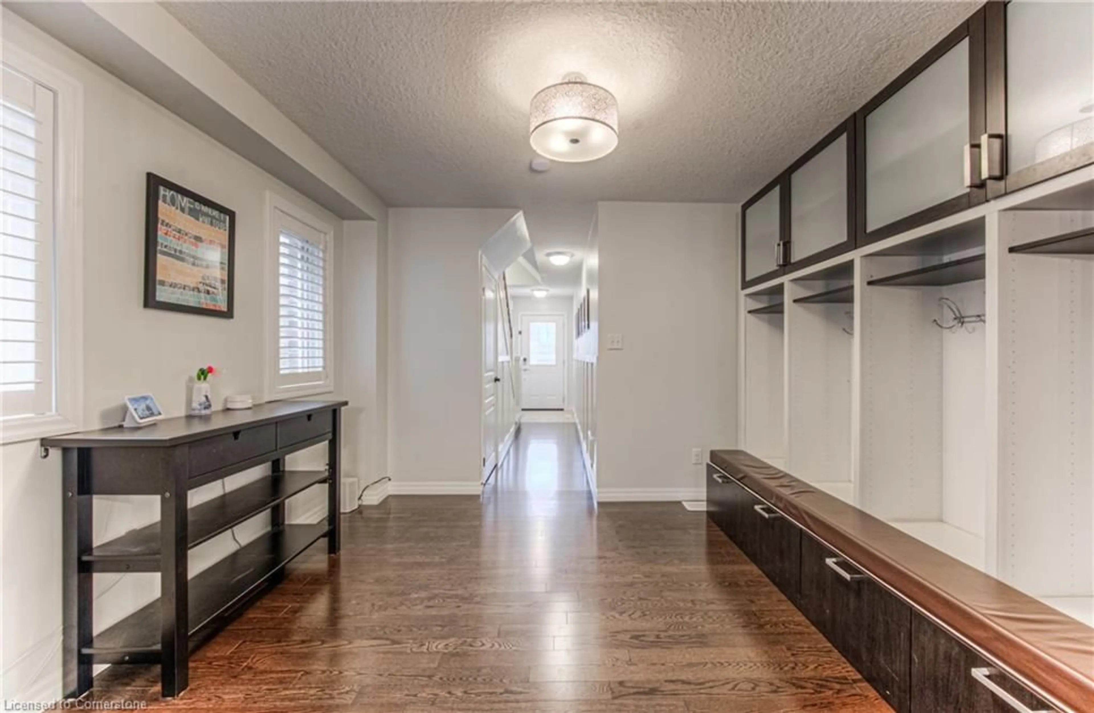 Indoor entryway for 403 Moorlands Cres, Kitchener Ontario N2P 0C9