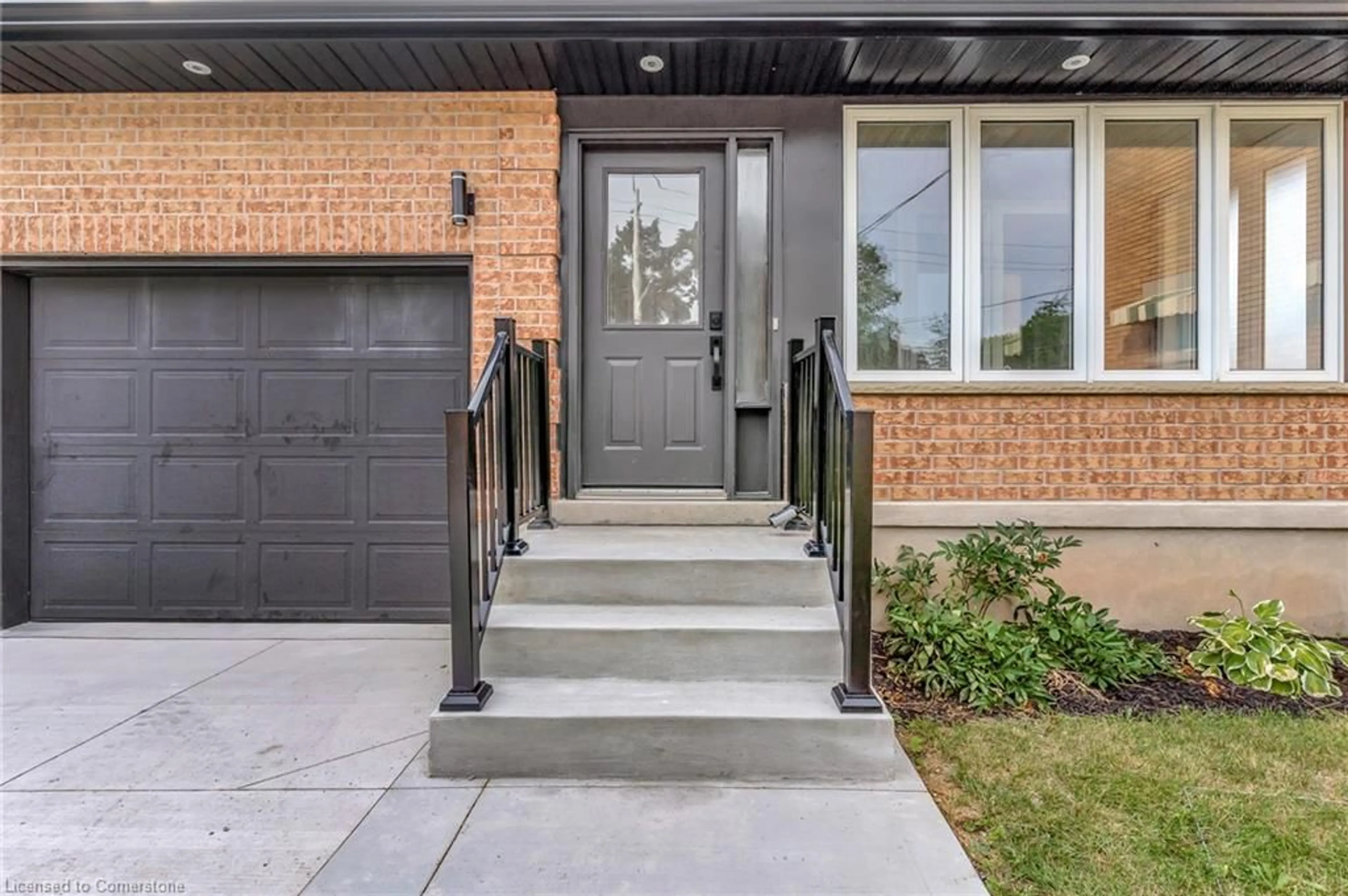 Home with brick exterior material, street for 126 Highland Rd, Kitchener Ontario N2M 3B8