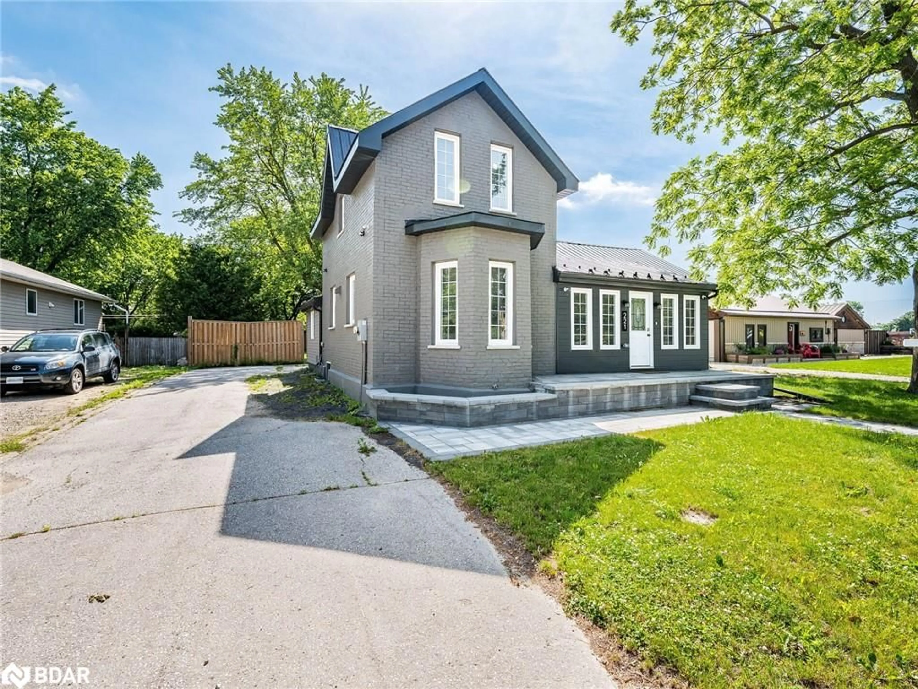Home with brick exterior material, street for 221 Isabella St, Arthur Ontario N0G 1A0