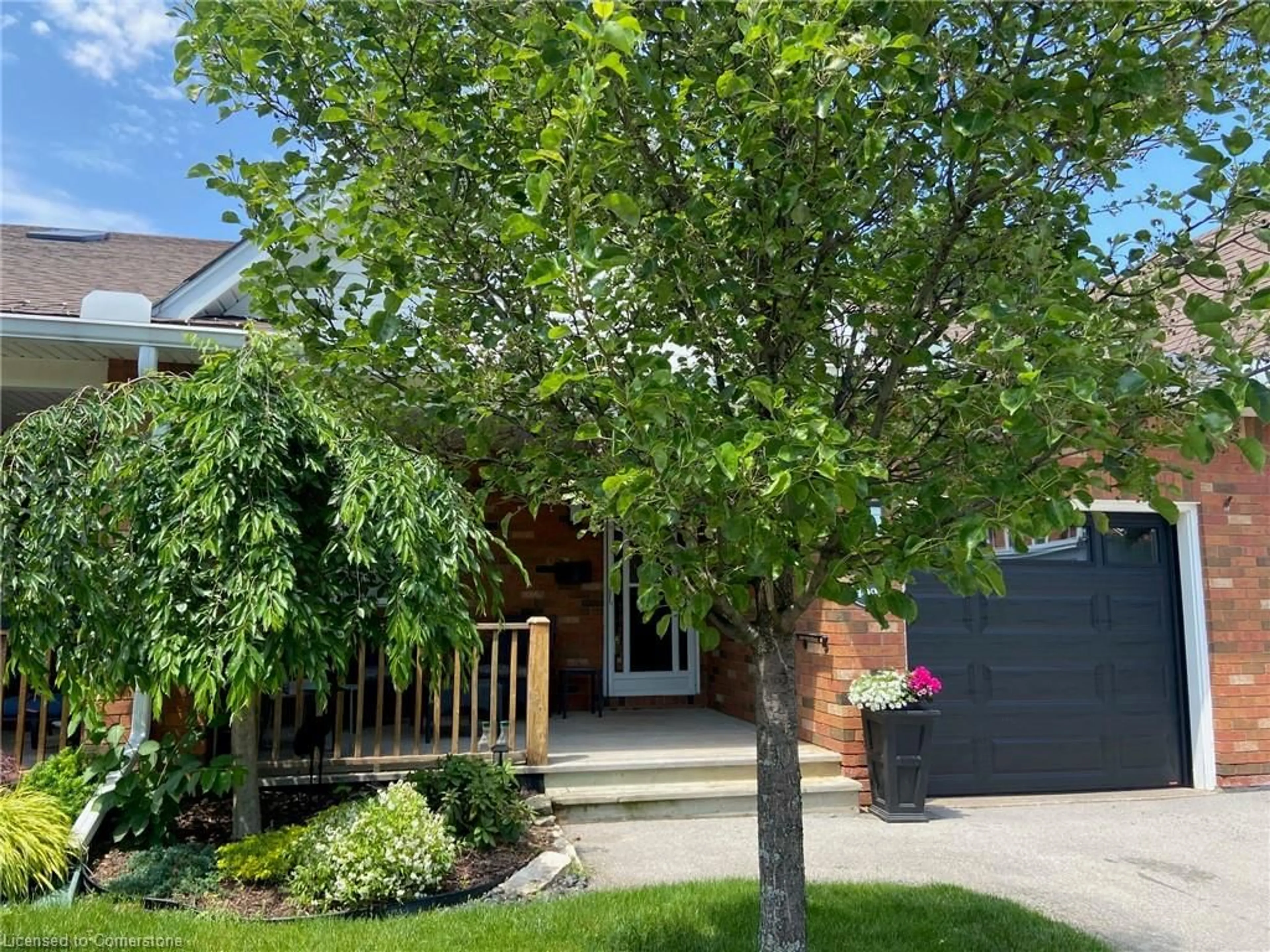 Home with brick exterior material, street for 4099 John Charles Blvd, Vineland Ontario L0R 2C0