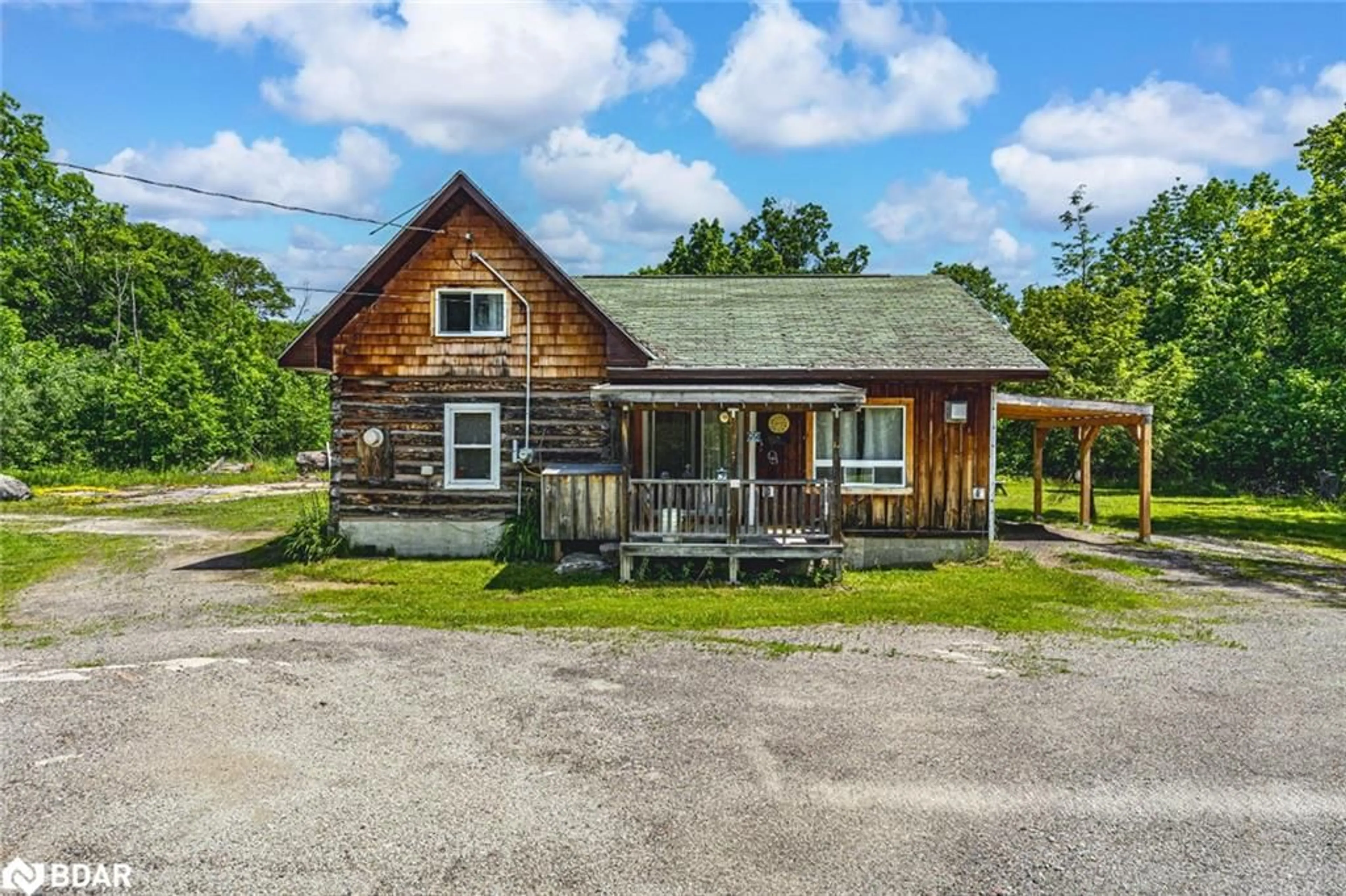 A pic from outside/outdoor area/front of a property/back of a property/a pic from drone, building for 94 High St, MacTier Ontario P0C 1H0