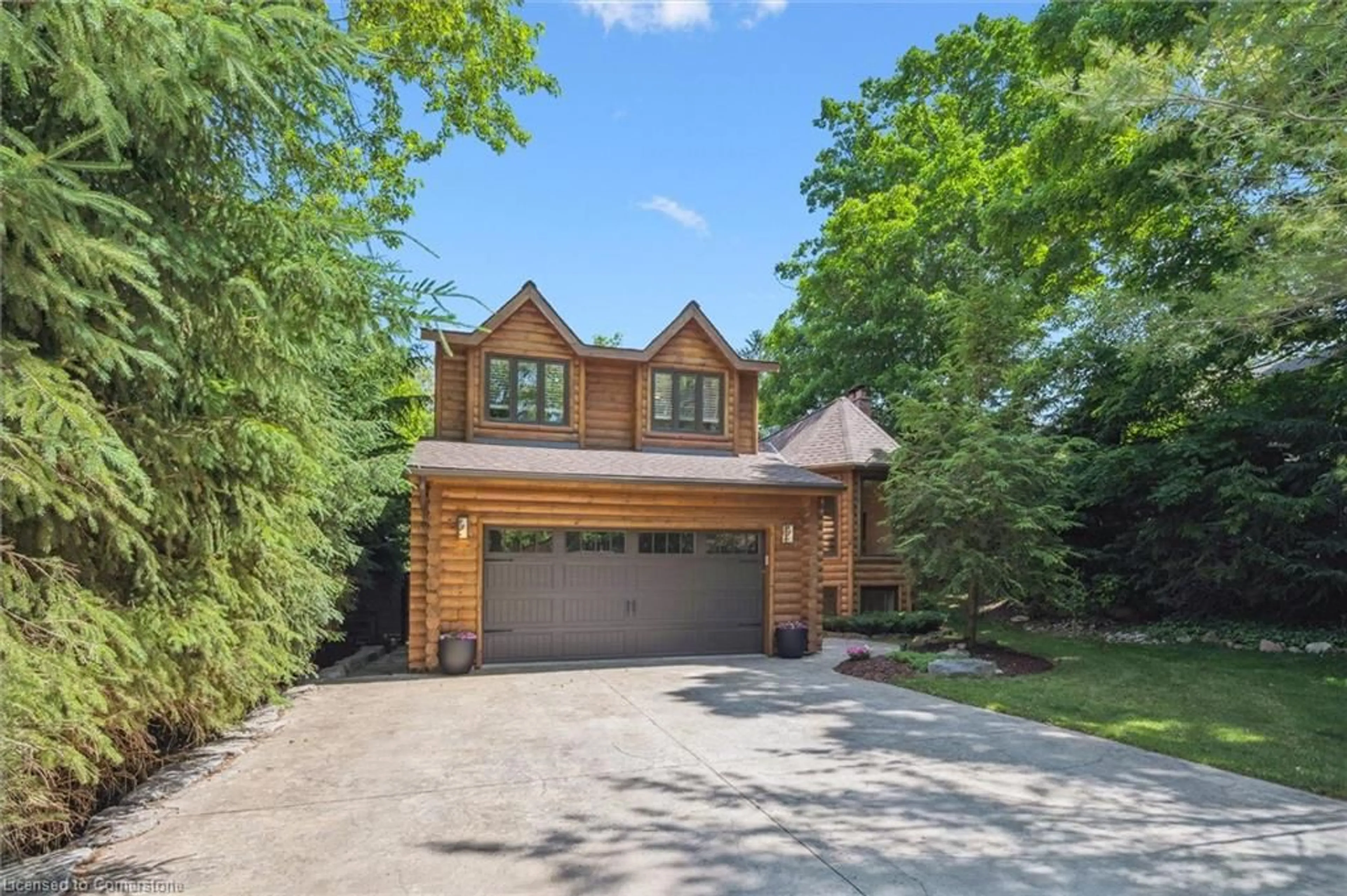 Home with brick exterior material, street for 463 Ann St, Elora Ontario N0B 1S0