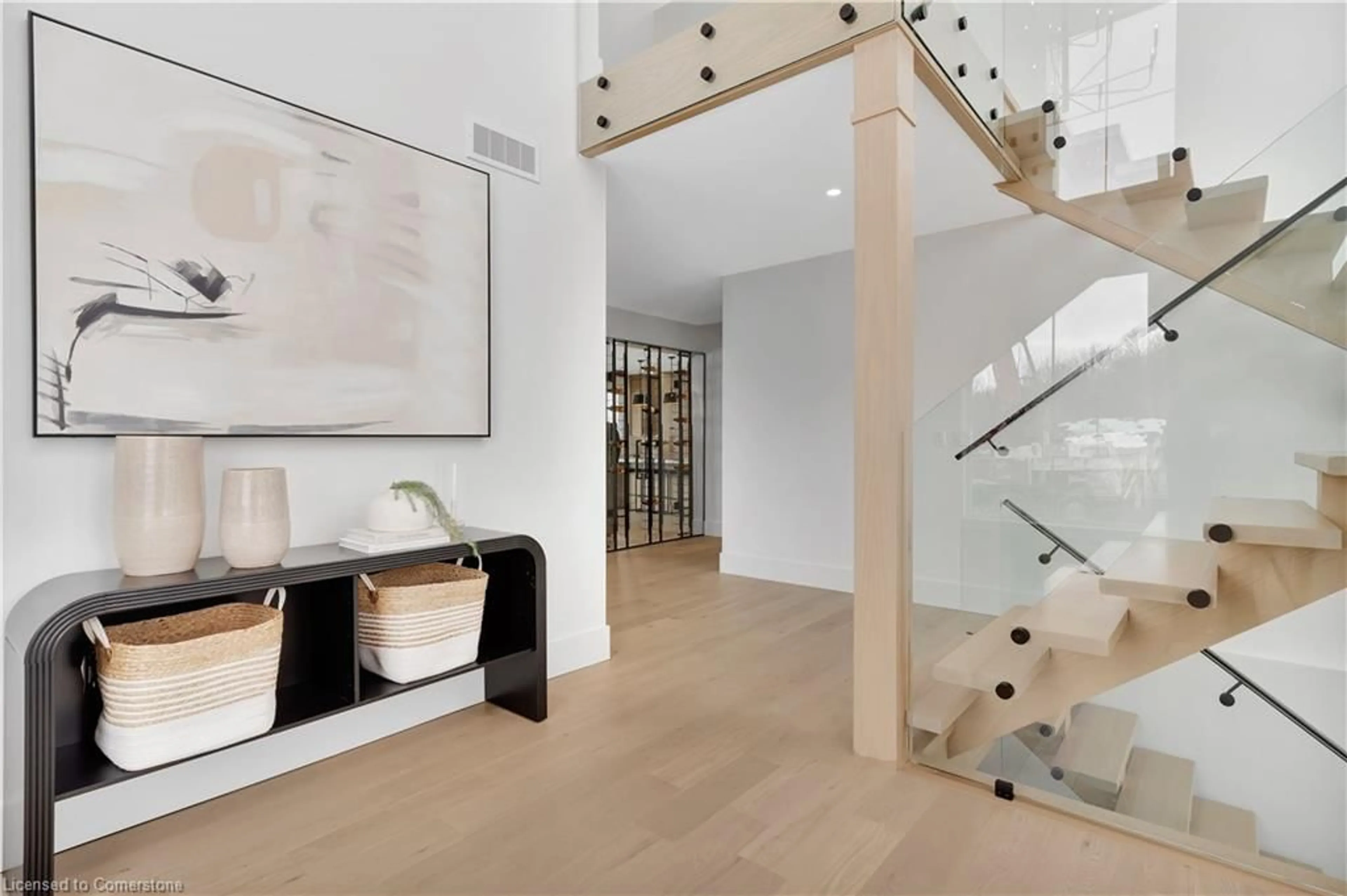 Indoor entryway for 50 Avery Pl, Milverton Ontario N0K 1M0