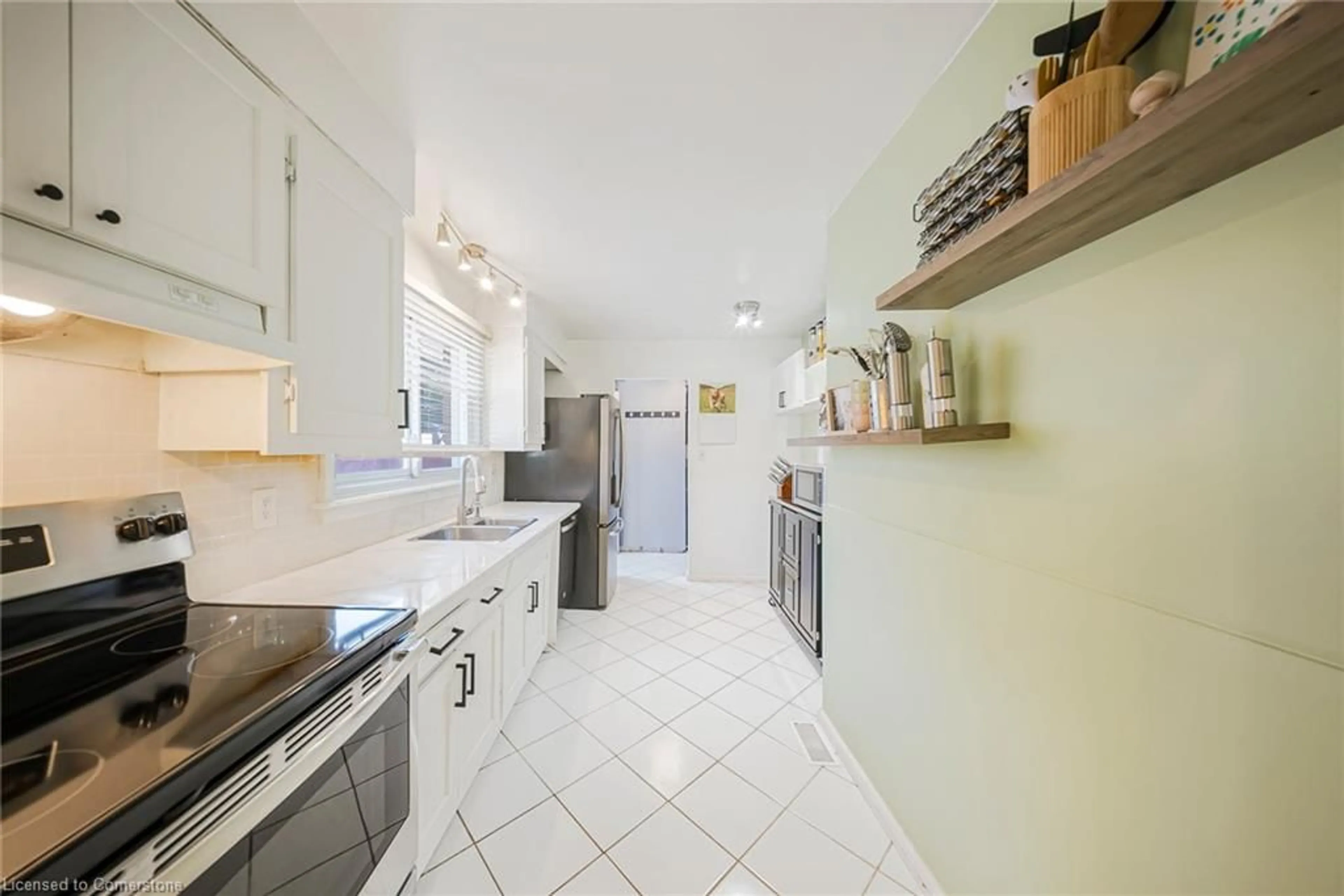 Unknown for 305 Hillcrest Rd, Cambridge Ontario N3H 1B3