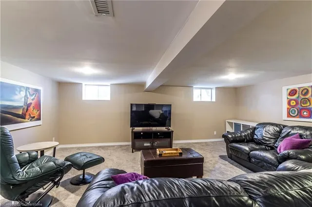 Additional image 16 of 42 Cameron Ave