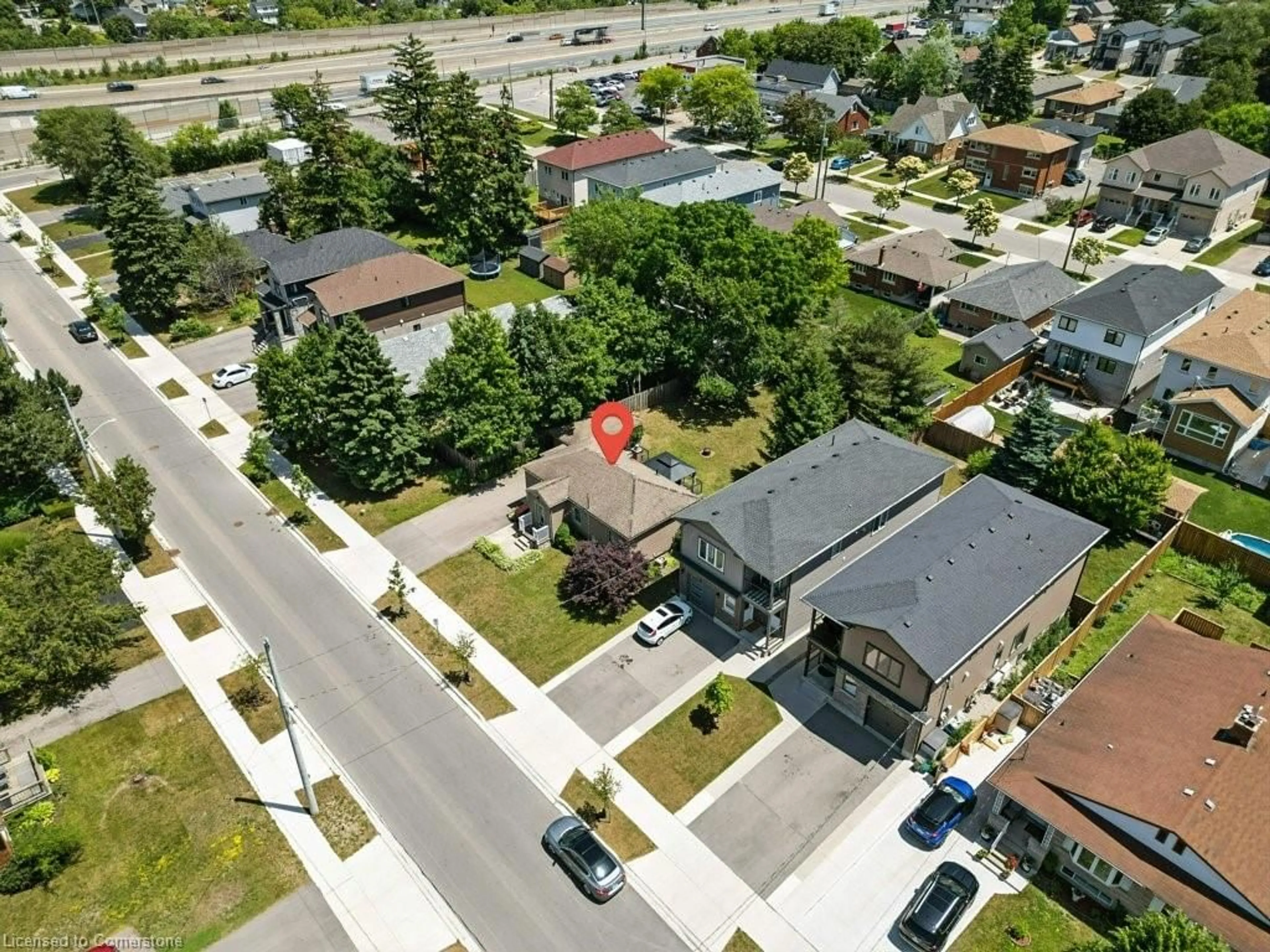A pic from outside/outdoor area/front of a property/back of a property/a pic from drone, street for 45 Second Ave, Kitchener Ontario N2C 1N4