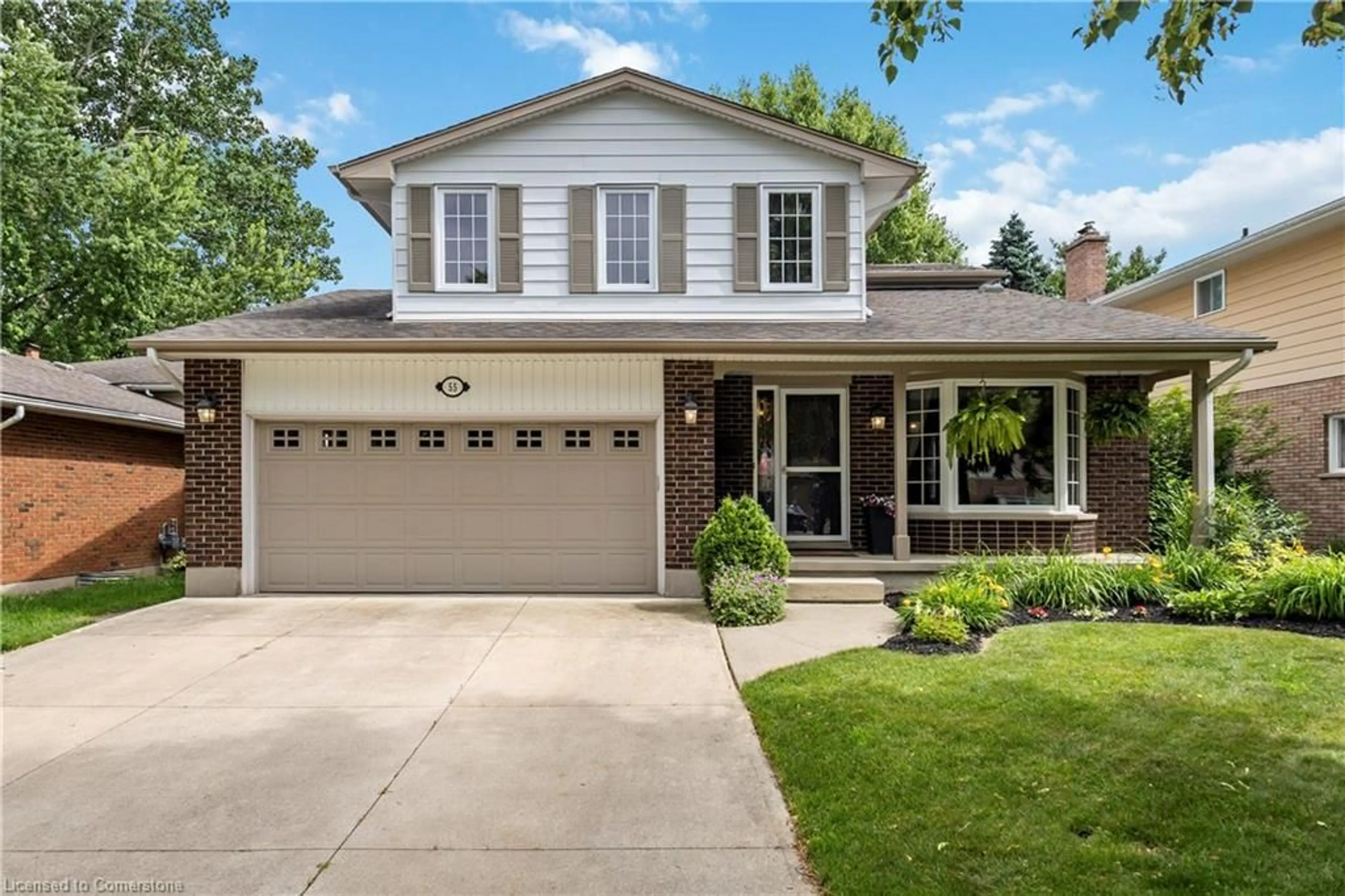Home with vinyl exterior material, street for 55 Concord Cres, London Ontario N6G 3H4