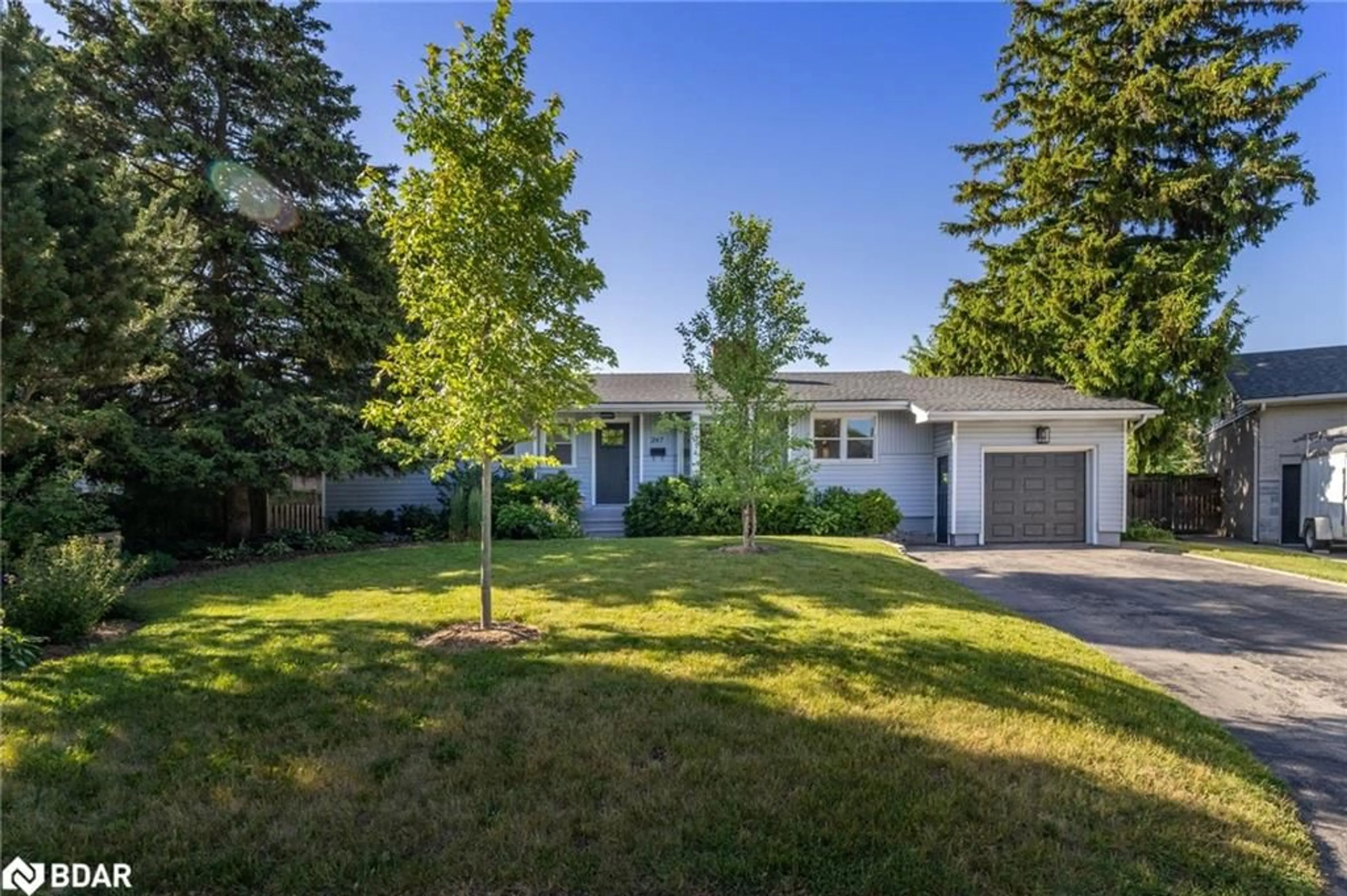 Unknown for 247 Elmhurst Cres, Burlington Ontario L7L 2A5
