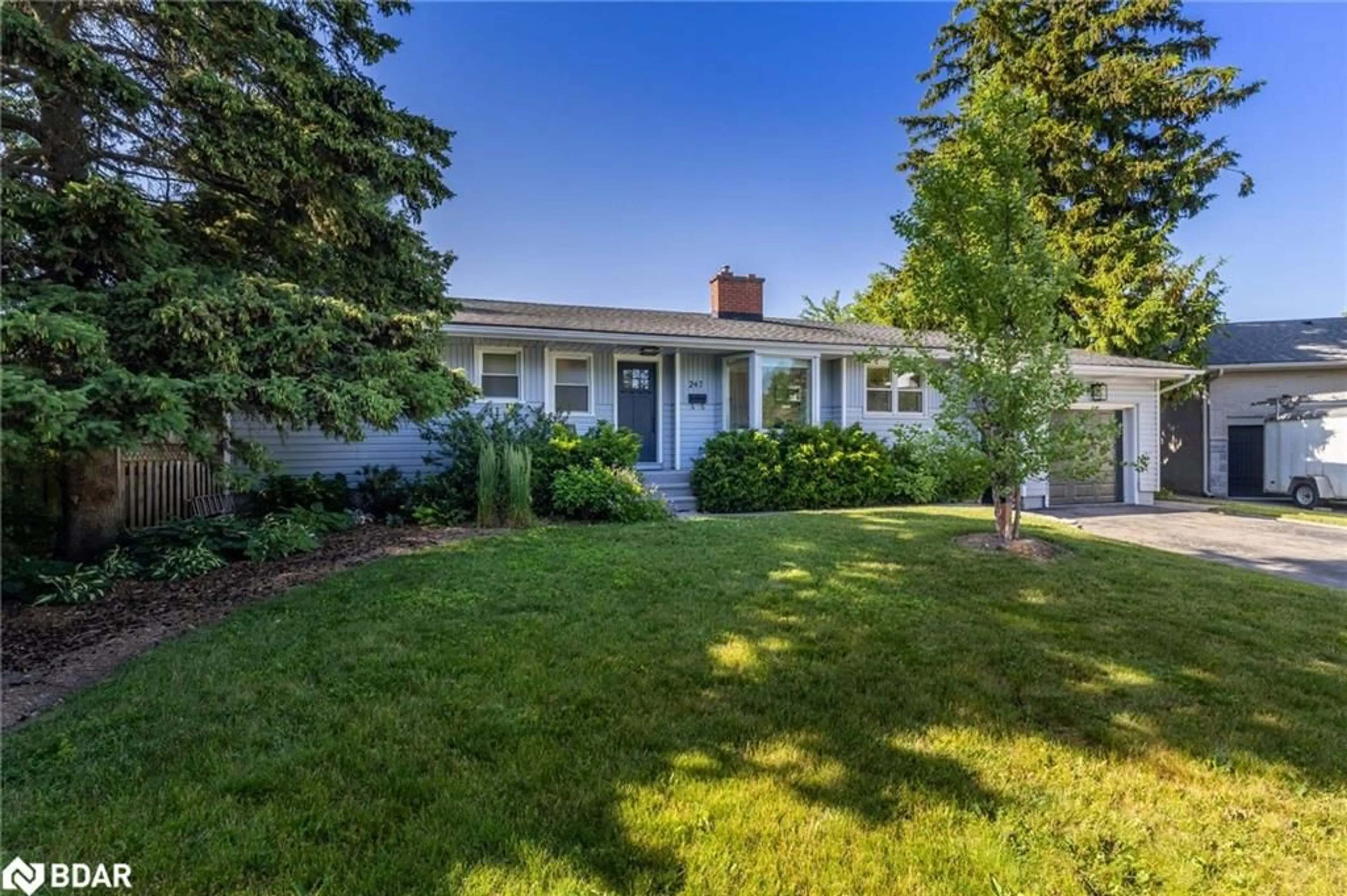 Unknown for 247 Elmhurst Cres, Burlington Ontario L7L 2A5