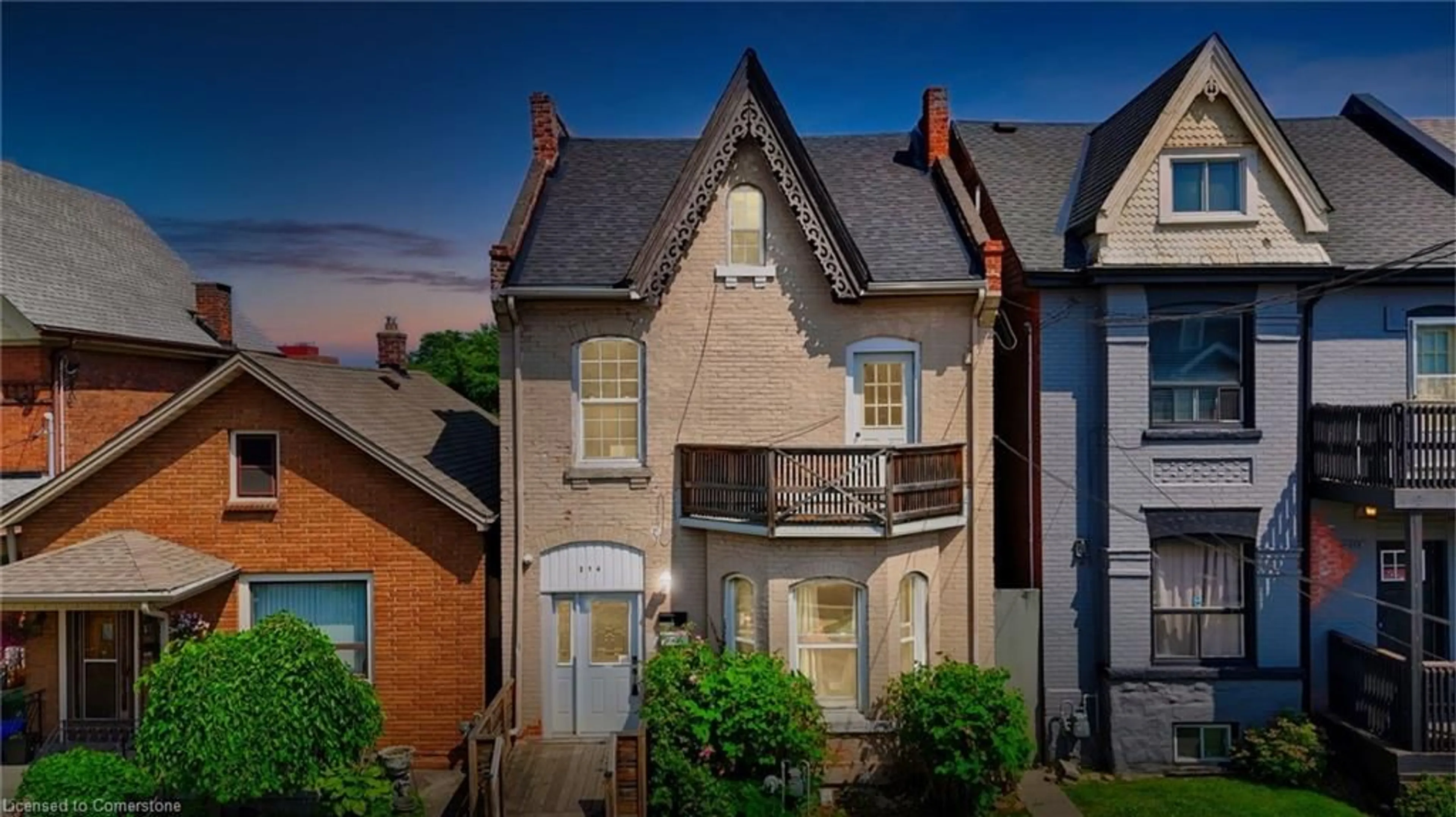 A pic from outside/outdoor area/front of a property/back of a property/a pic from drone, street for 214 Mary St, Hamilton Ontario L8L 4W1