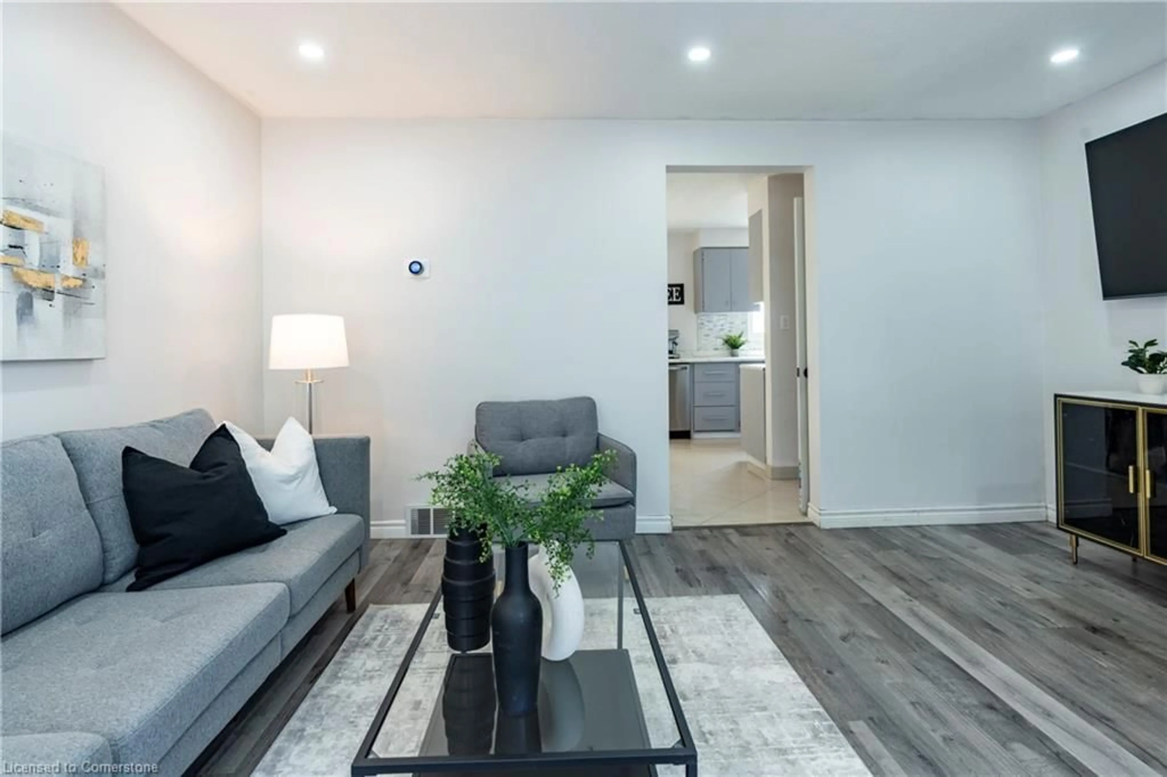 Living room with furniture, unknown for 59 Winter Ave, Cambridge Ontario N1R 5Z7