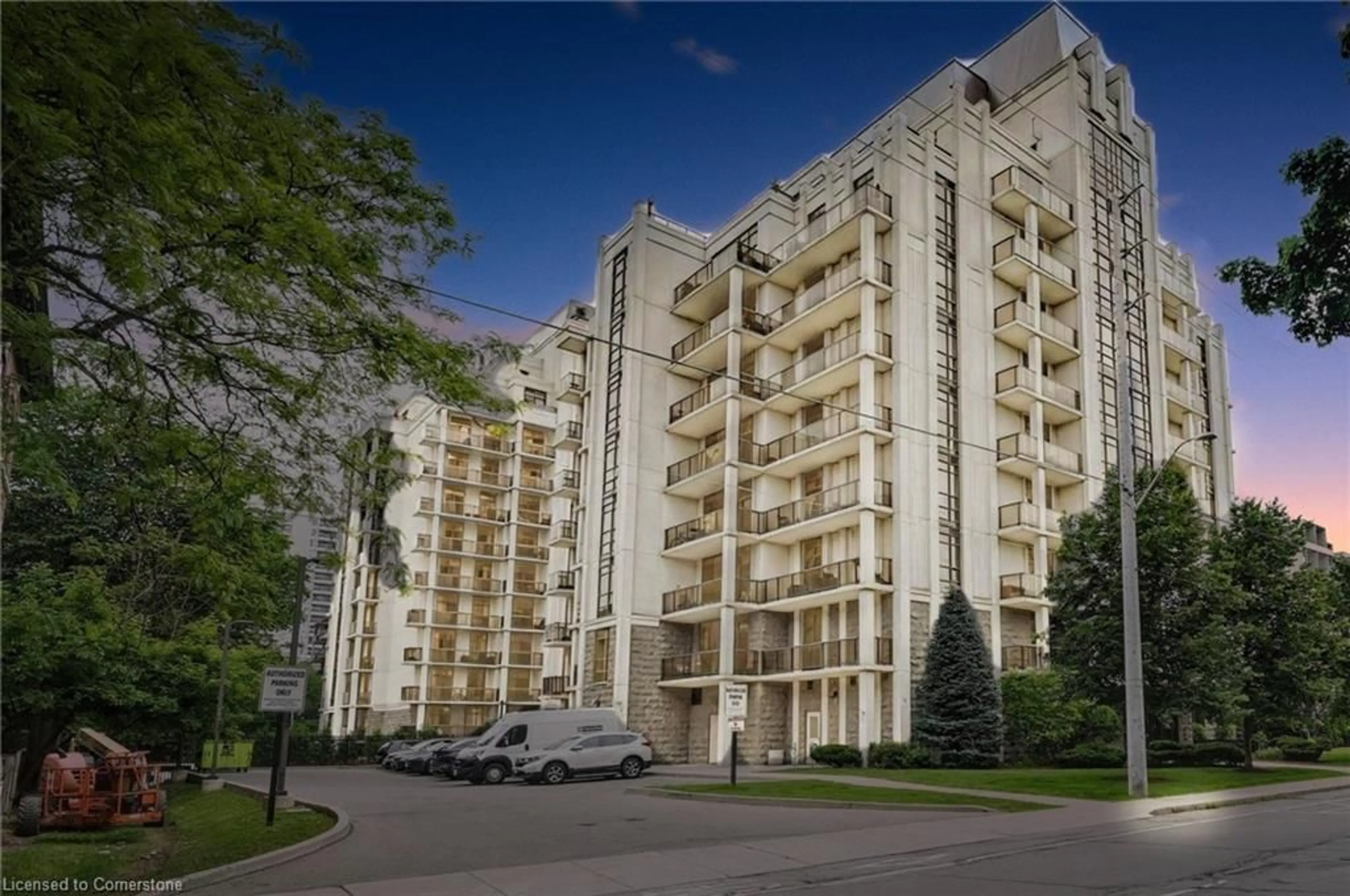 Unknown for 90 Charlton Ave #304, Hamilton Ontario L8P 0B4