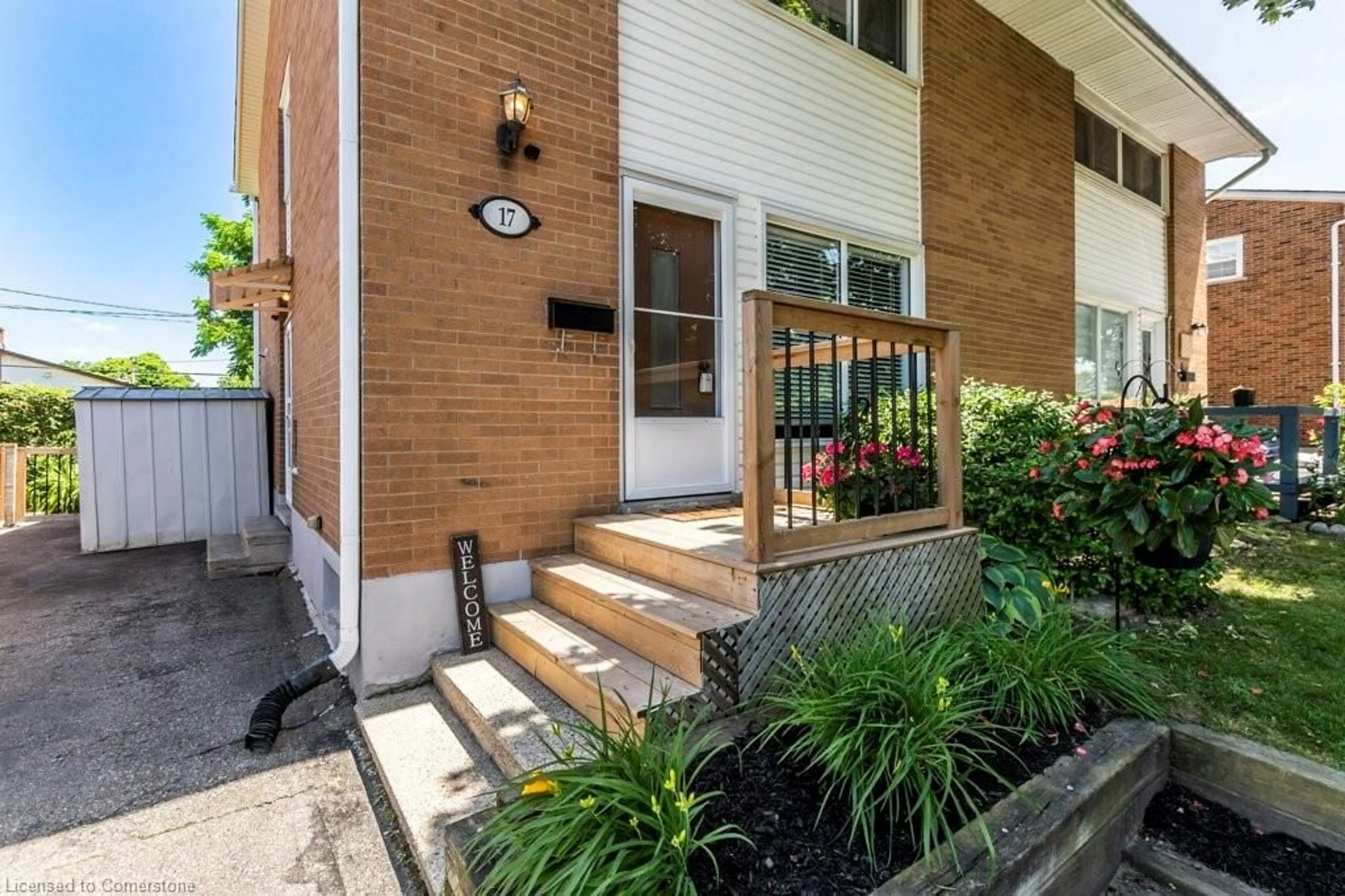 Home with brick exterior material, street for 17 Gail St, Cambridge Ontario N1R 4M1