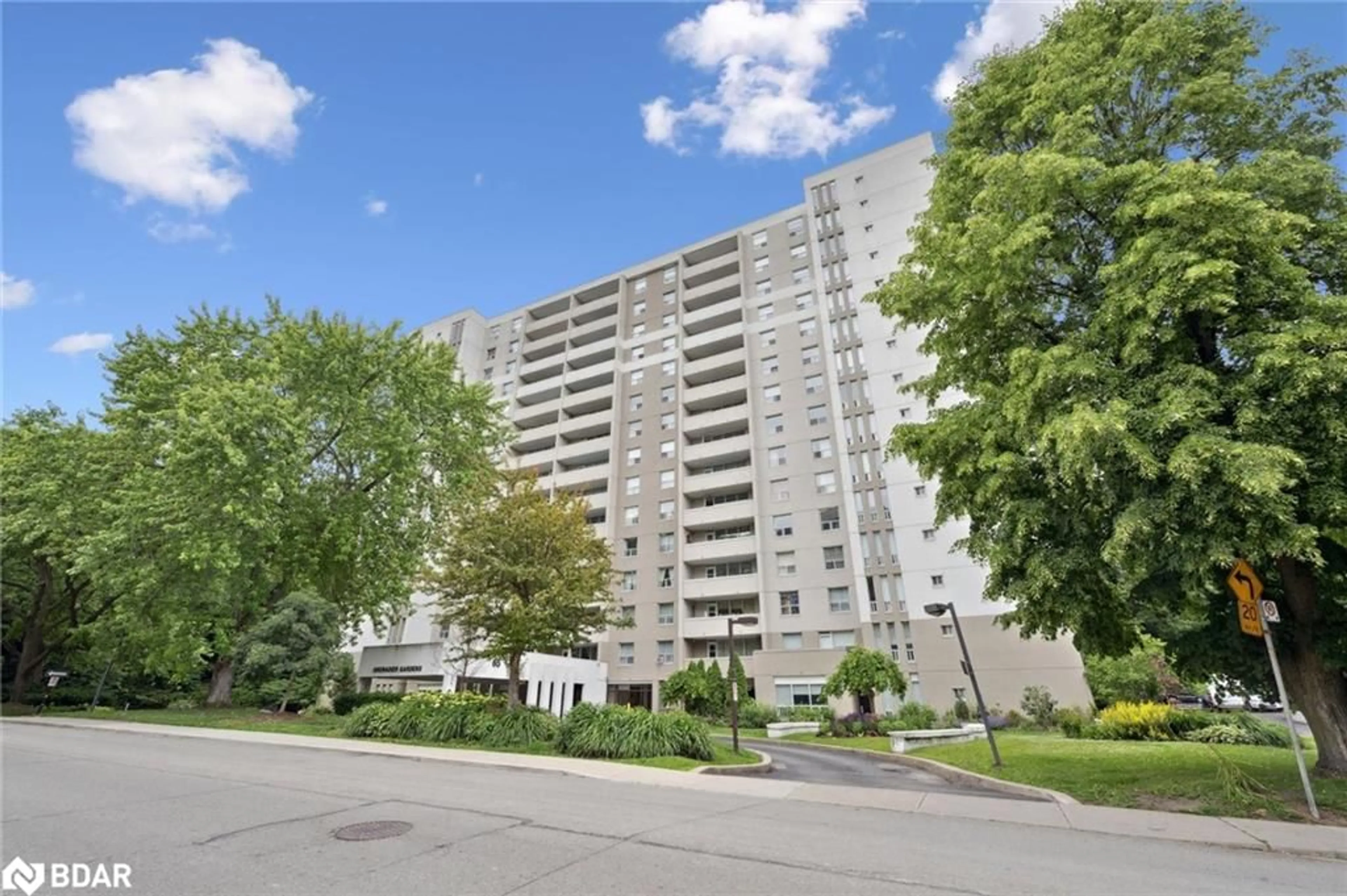 Unknown for 65 Southport St #1002, Toronto Ontario M6S 3N6