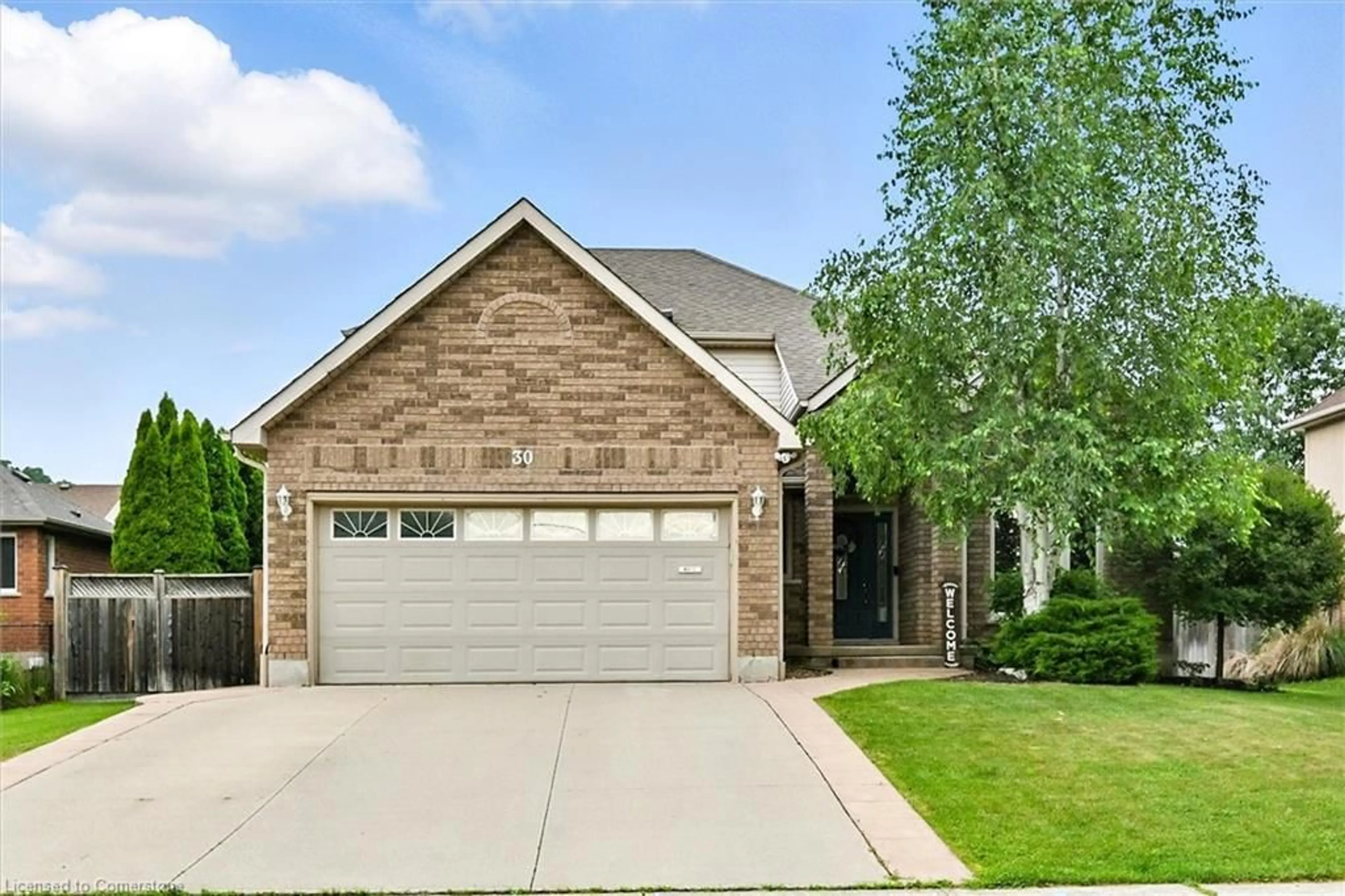 Home with brick exterior material, street for 30 Baker Rd, Grimsby Ontario L3M 5H6
