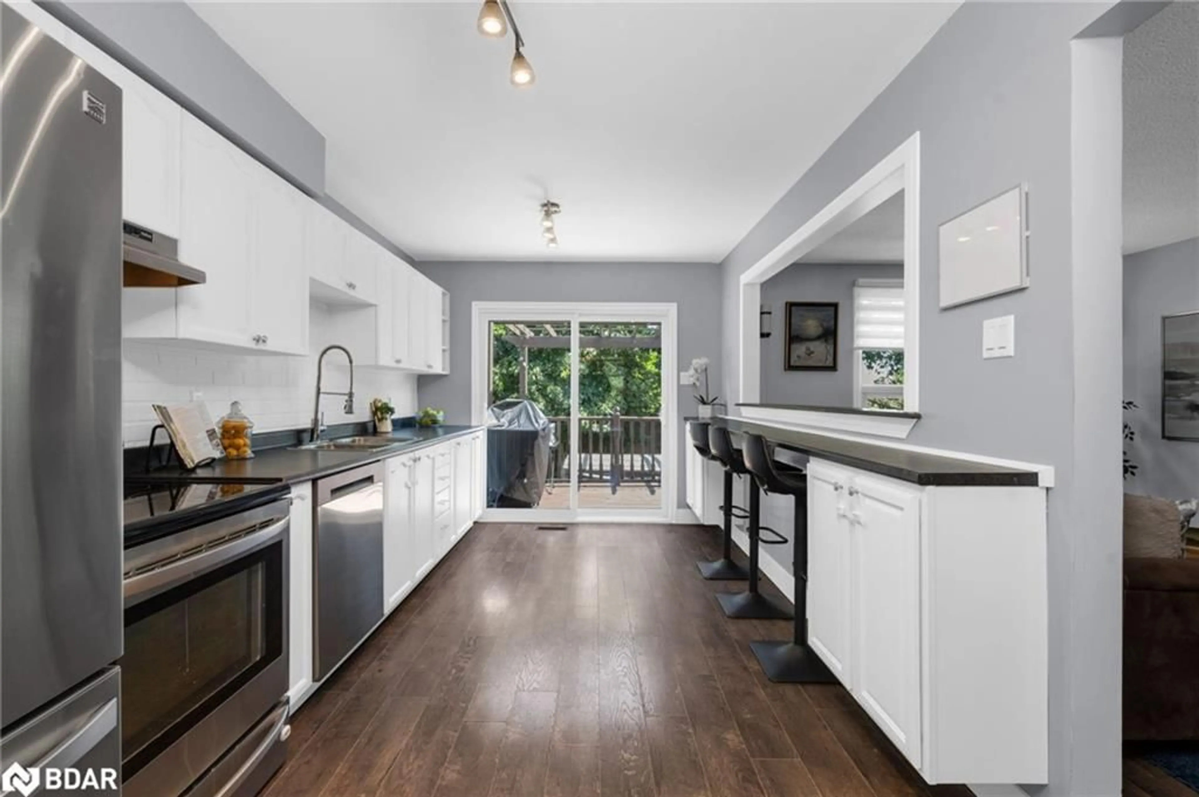 Open concept kitchen, unknown for 50 Rosenfeld Dr, Barrie Ontario L4M 5X4