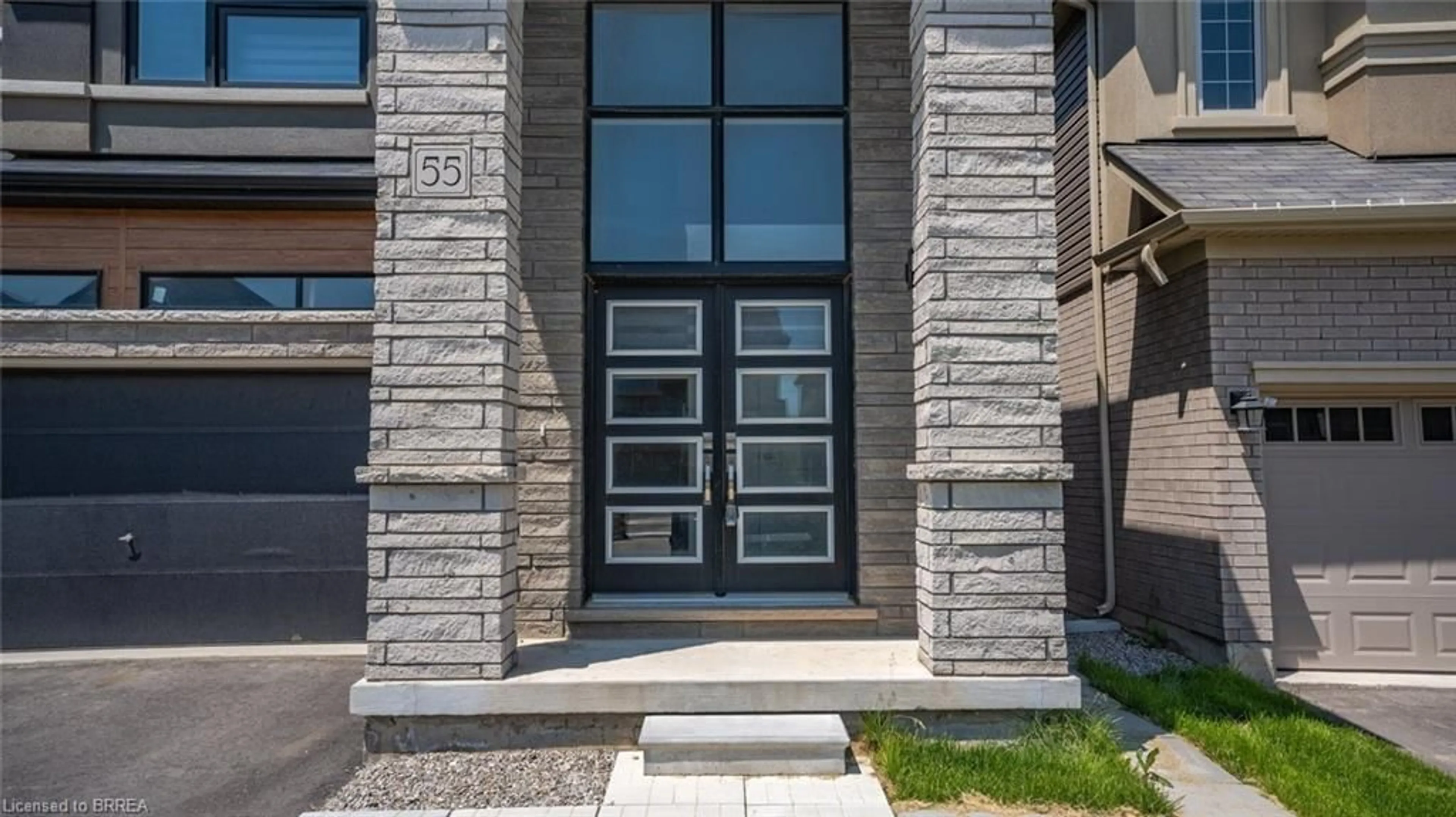 Unknown for 55 Hitchman St, Paris Ontario N3L 3E3