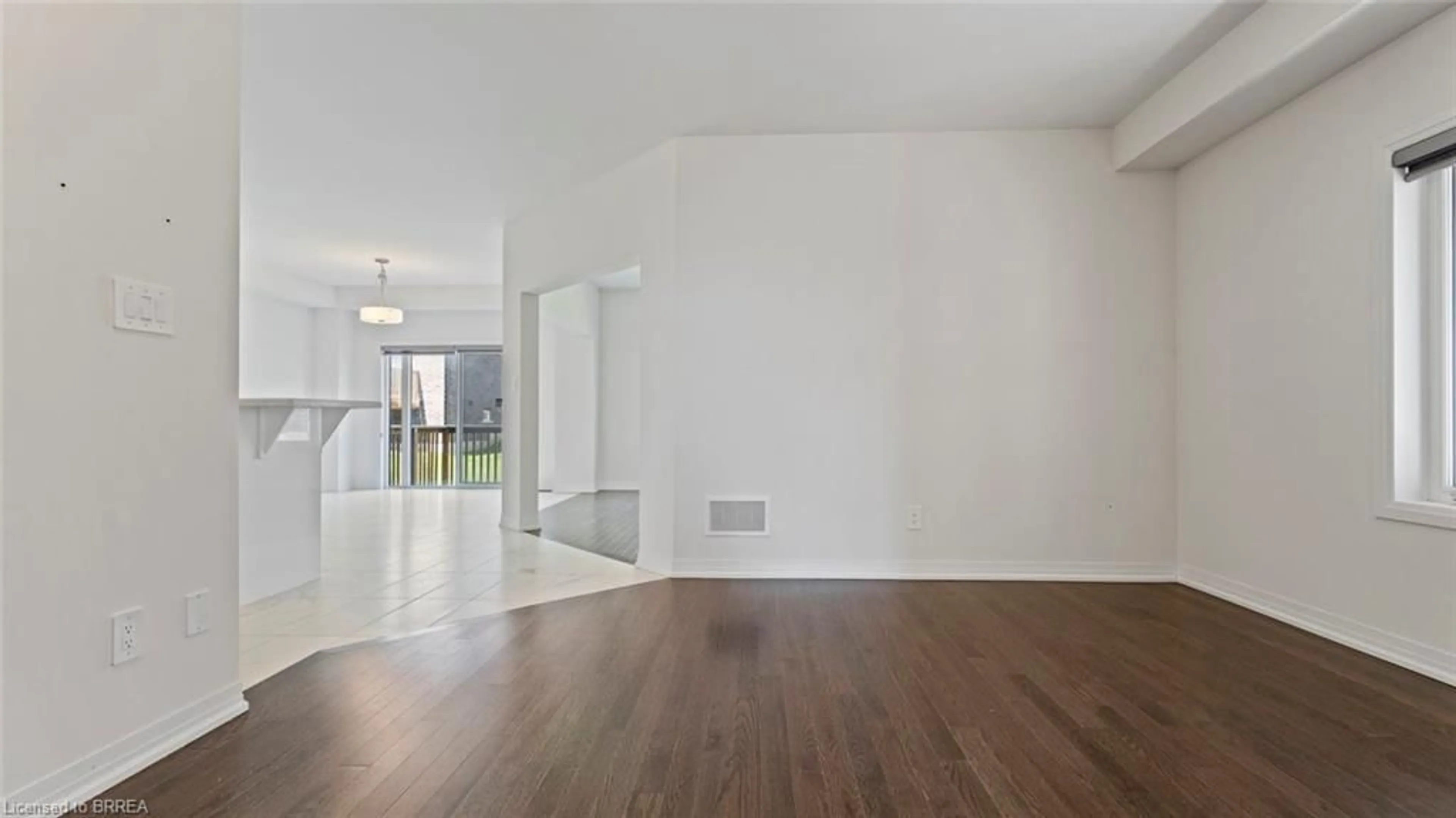 A pic of a room for 55 Hitchman St, Paris Ontario N3L 3E3