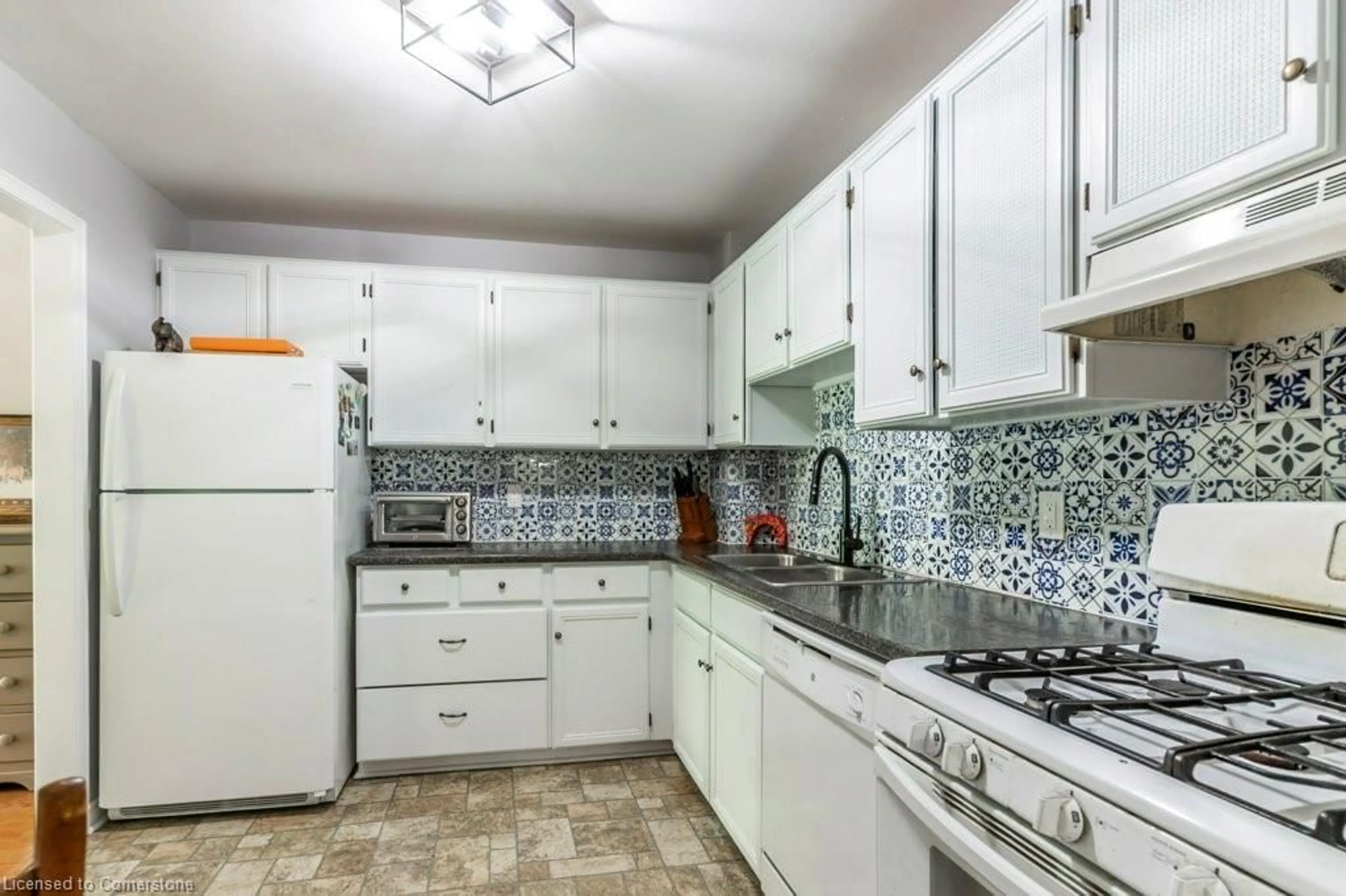 Standard kitchen, ceramic/tile floor for 109 Wilson St #14, Ancaster Ontario L9G 1N4