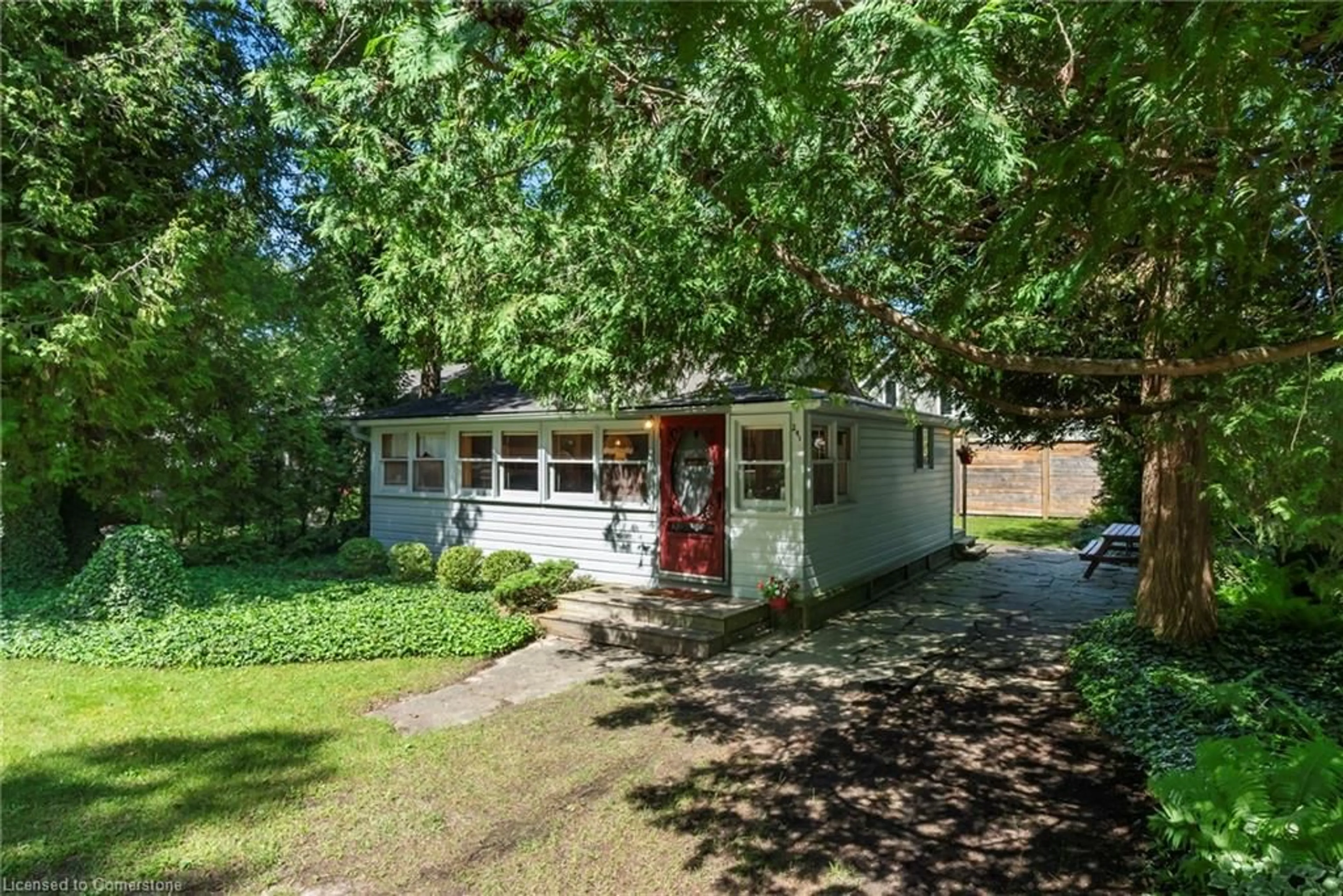Unknown for 241 Lake St, Southampton Ontario N0H 2L0