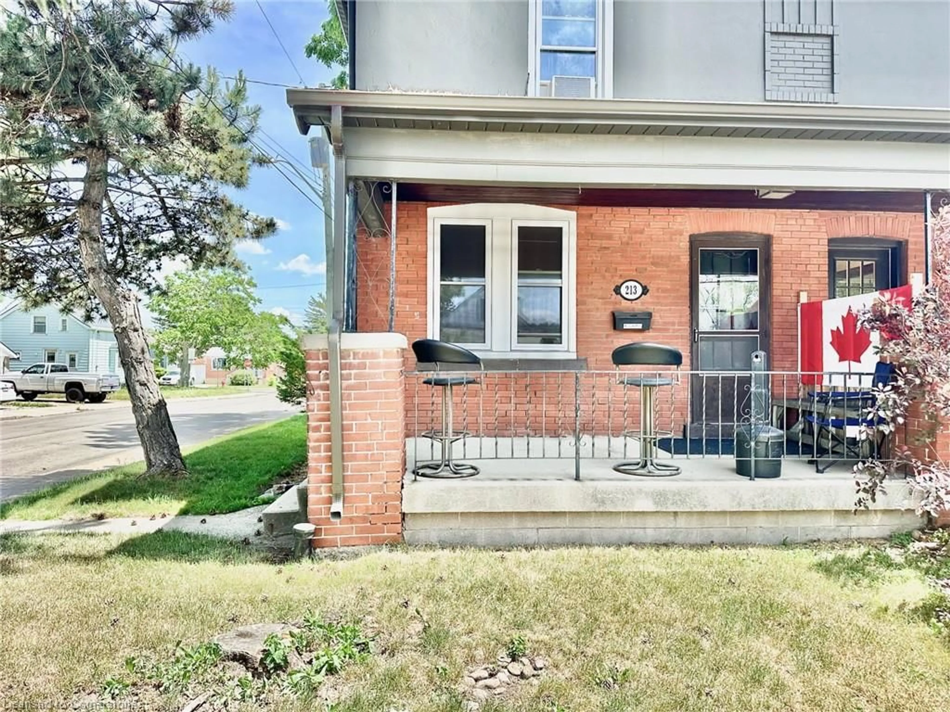 Home with brick exterior material, street for 215 Rosewood Rd, Hamilton Ontario L8K 3J5