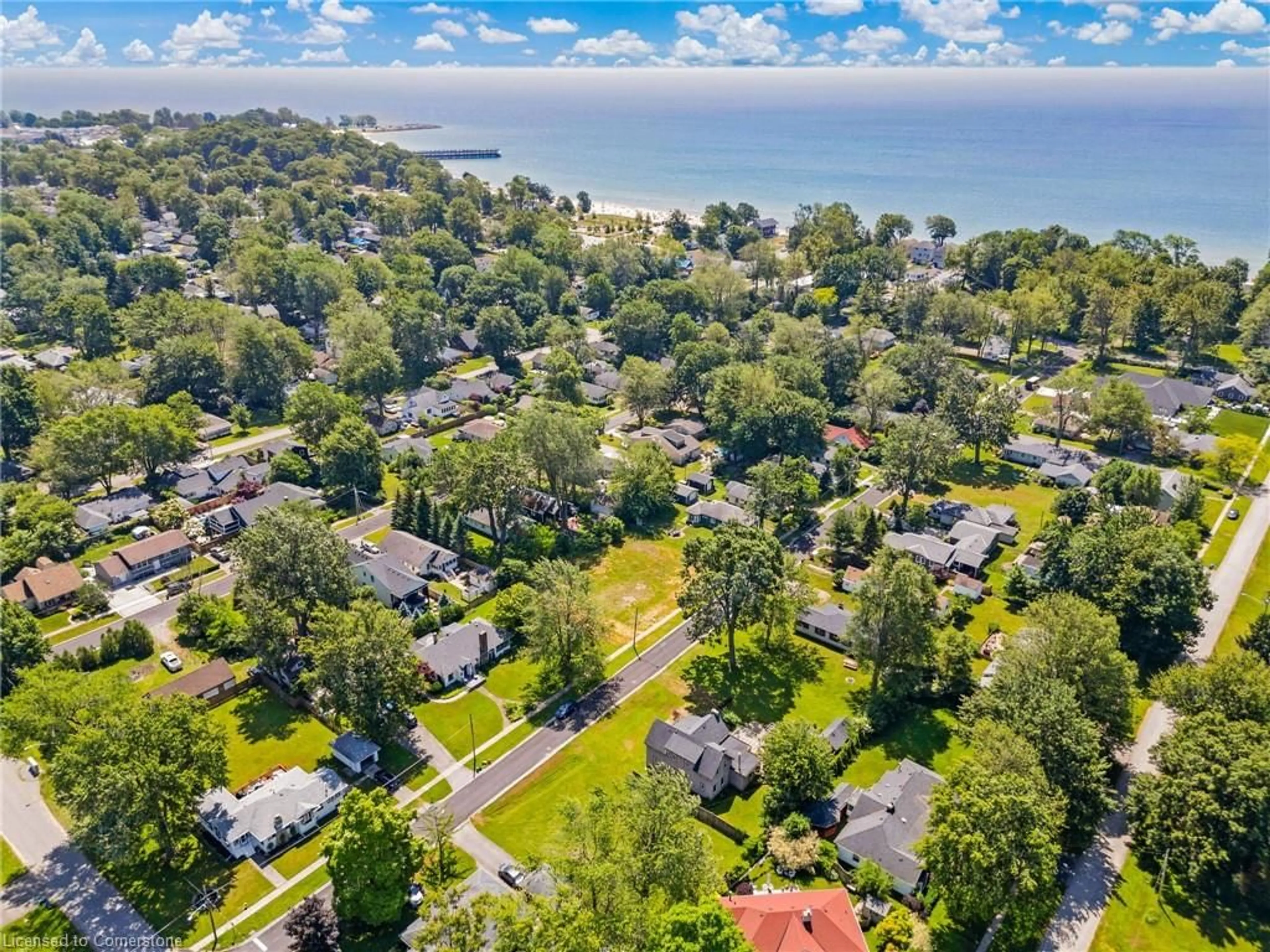 A pic from outside/outdoor area/front of a property/back of a property/a pic from drone, water/lake/river/ocean view for 330 Rosewood Ave, Crystal Beach Ontario L0S 1B0
