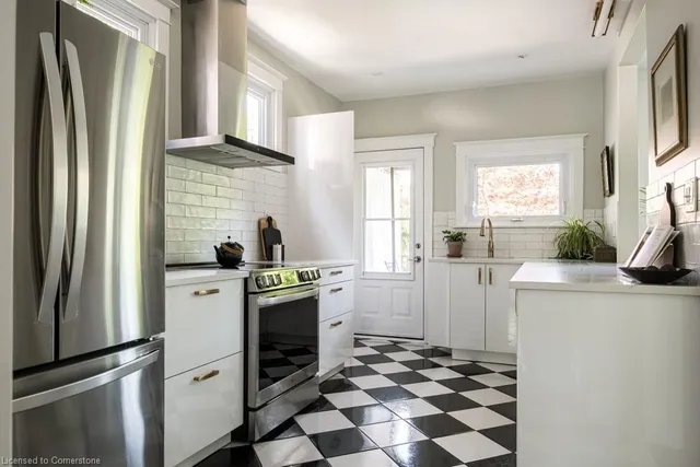 Additional property image - 39 Maplewood Ave