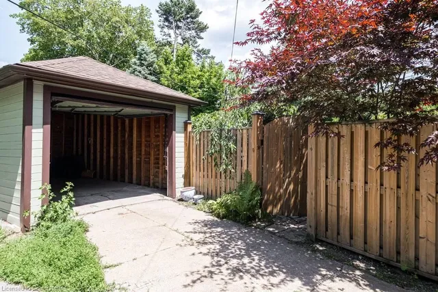 Additional property image - 39 Maplewood Ave
