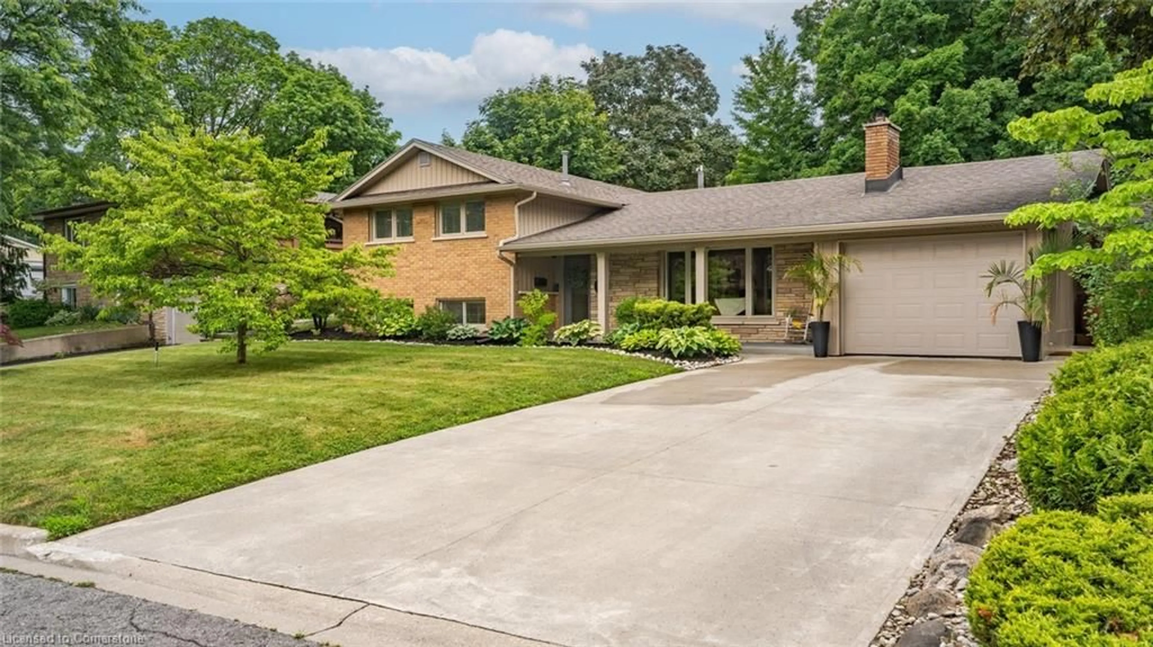 Home with brick exterior material, street for 45 Beckett Blvd, Simcoe Ontario N3Y 4C9