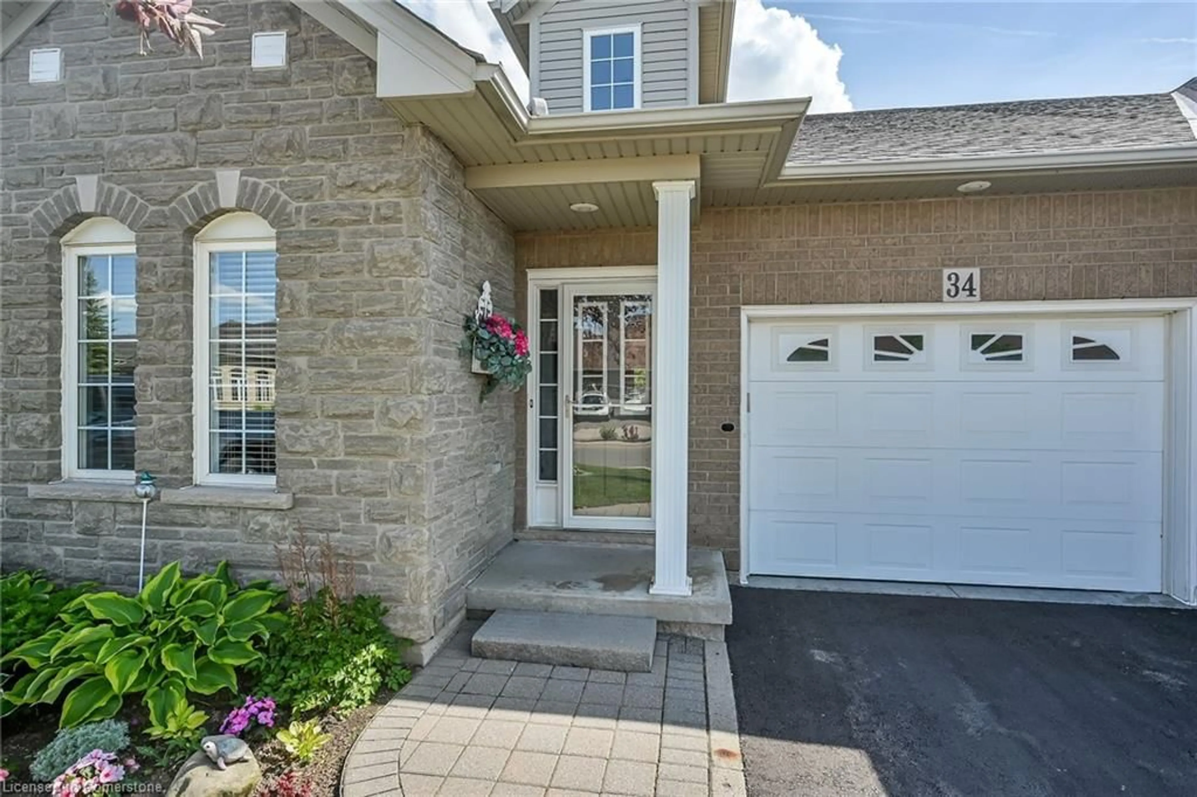Unknown for 34 Abbotsford Trail, Hamilton Ontario L9B 2X8