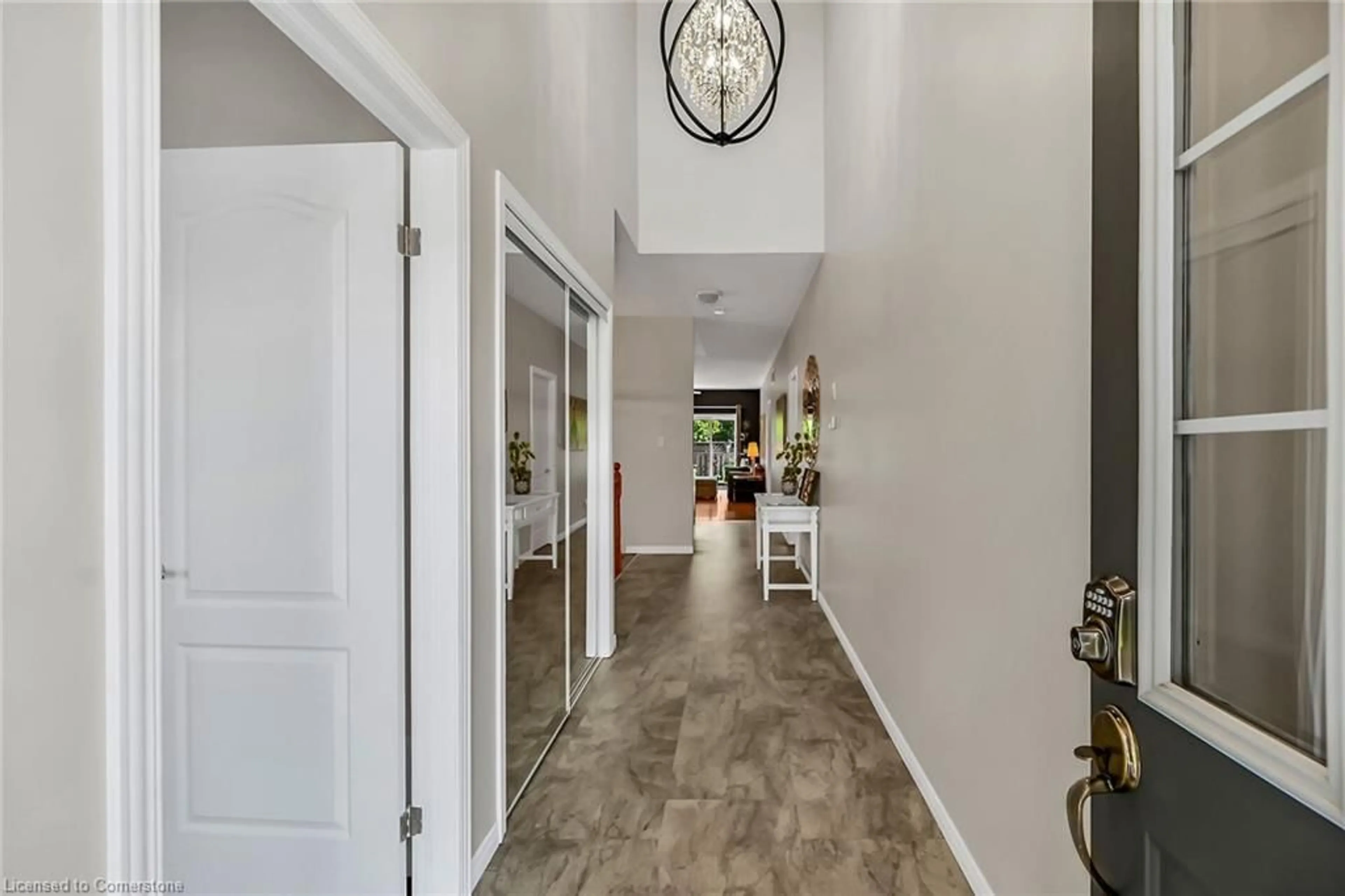 Indoor entryway for 34 Abbotsford Trail, Hamilton Ontario L9B 2X8